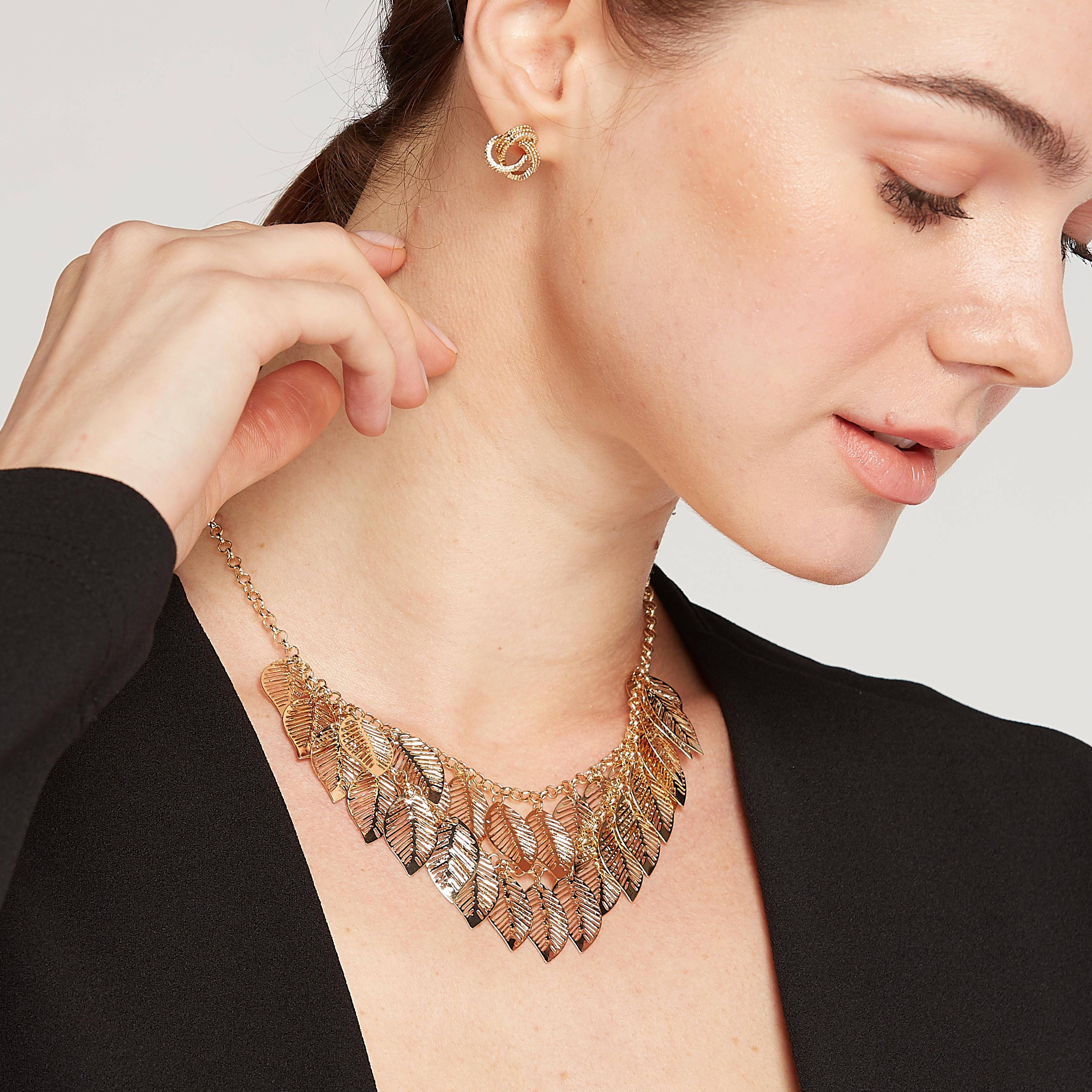 Embellished Pendants Necklace with Lobster Clasp-women-watchesandjewellery-jewellery-necklacesandpendants-image-4
