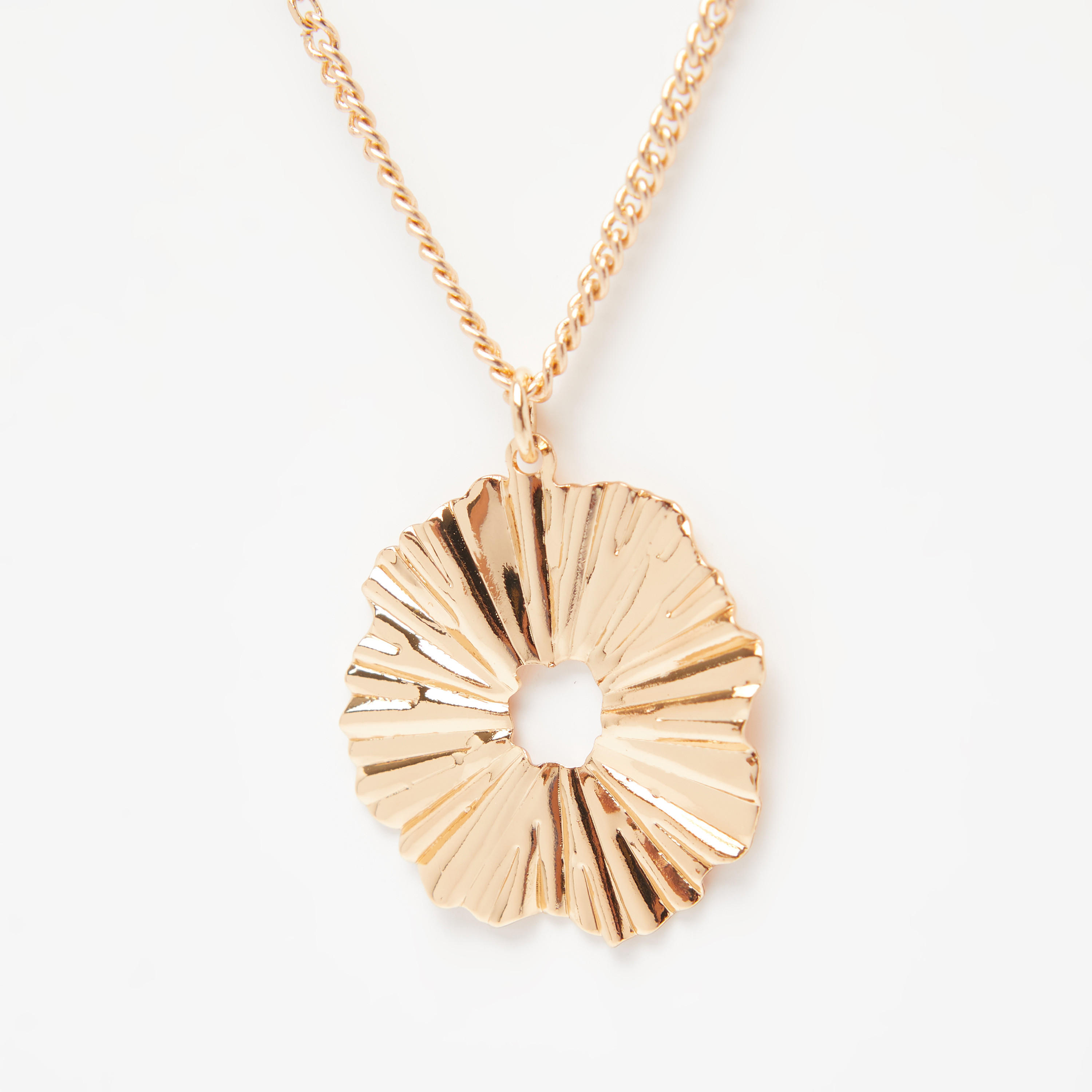 عقد مزيّن بدلاية ومشبك إغلاق-women-watchesandjewellery-jewellery-necklacesandpendants-image-3