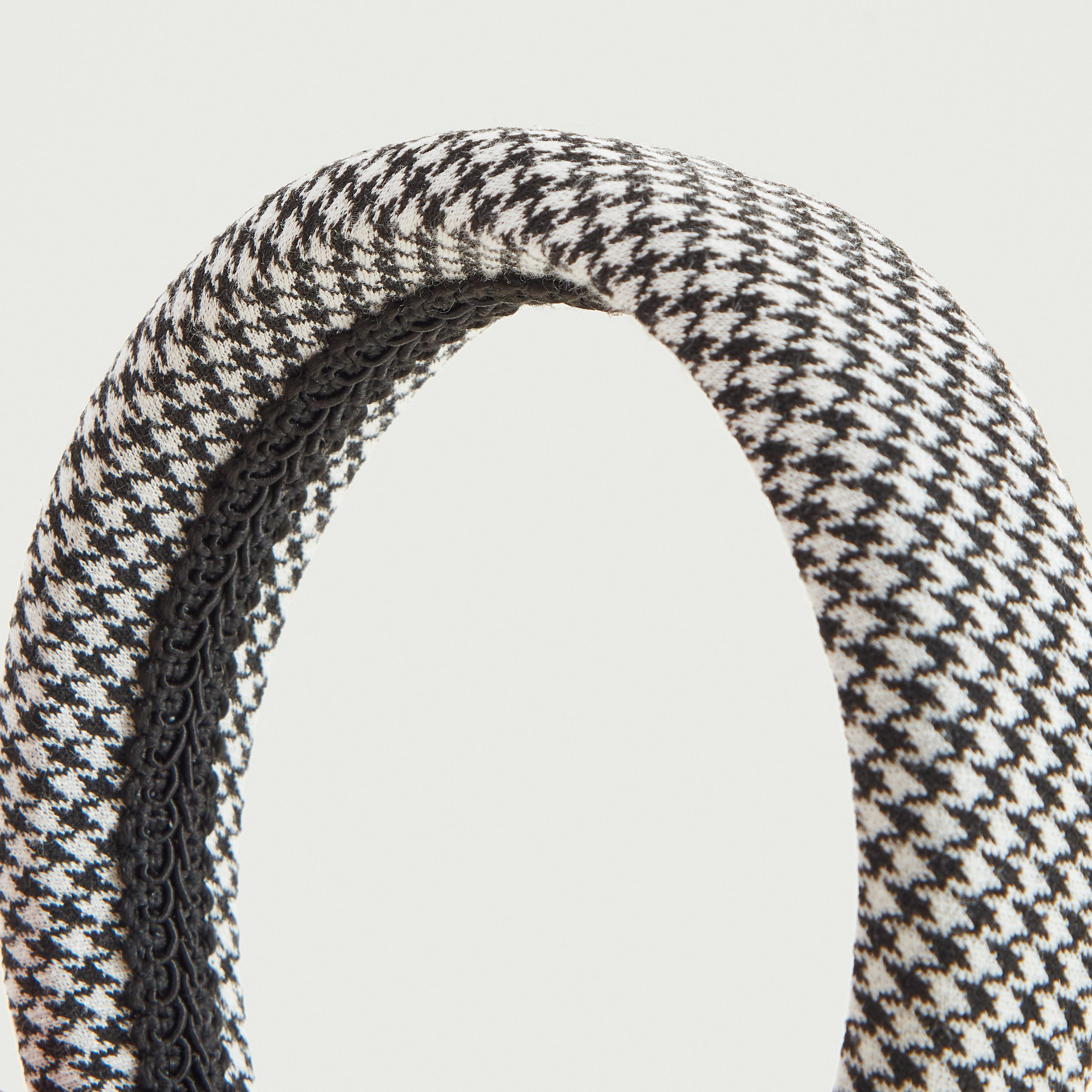 Houndstooth Print Wide Hair Band-women-hairaccessories-image-4