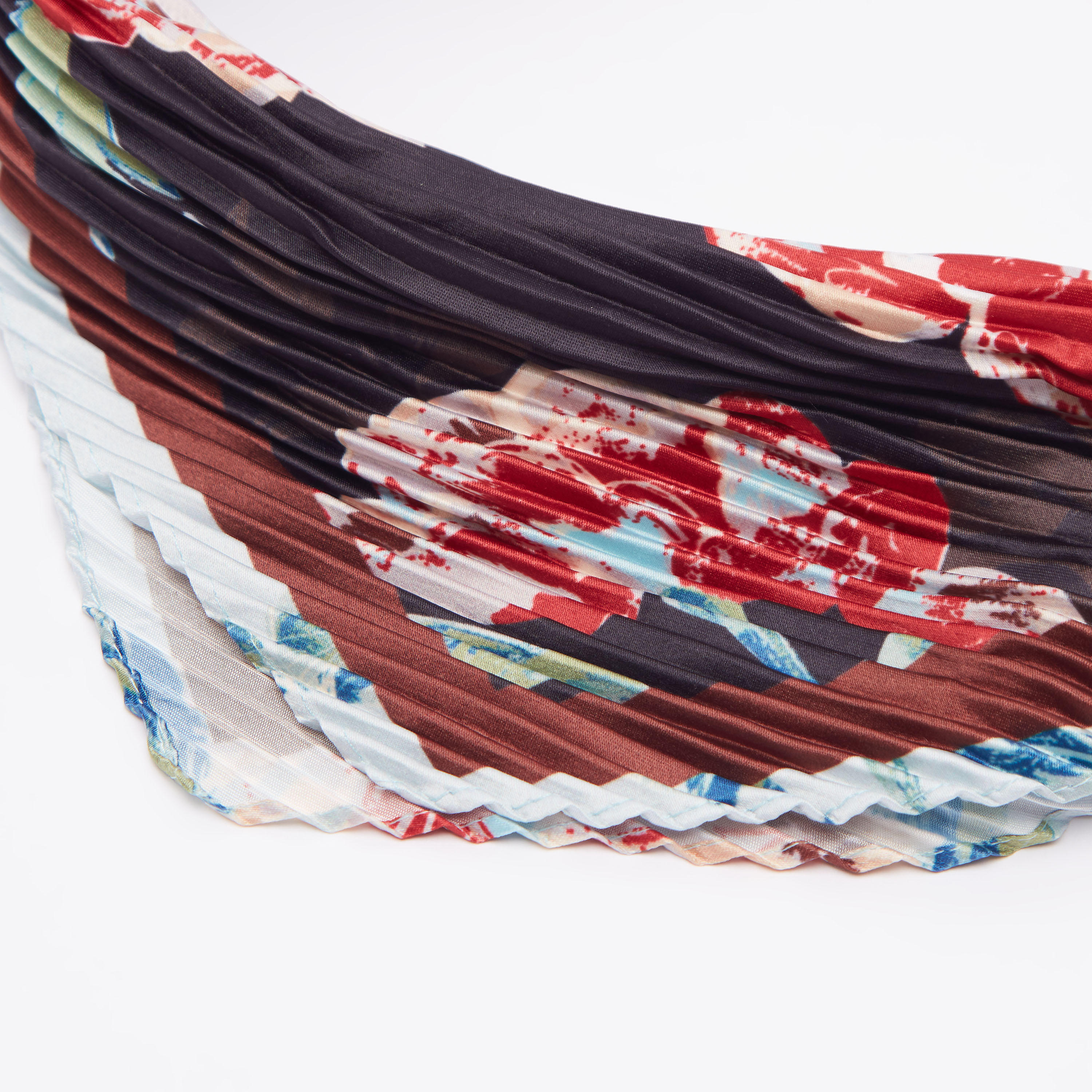 وشاح بتفاصيل طيات-women-clothingaccessories-scarves-image-1