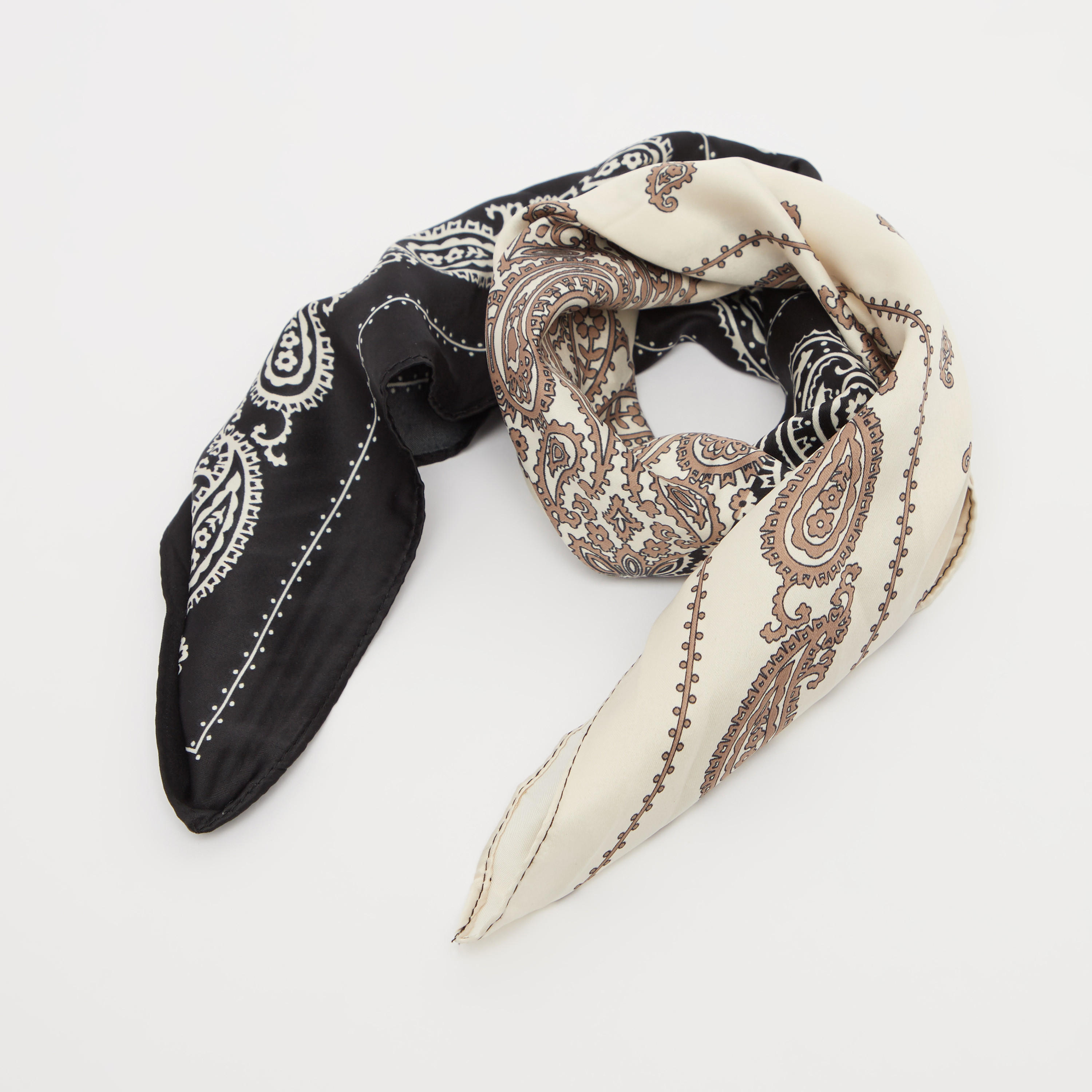 وشاح مستطيل بطبعات-women-clothingaccessories-scarves-image-2