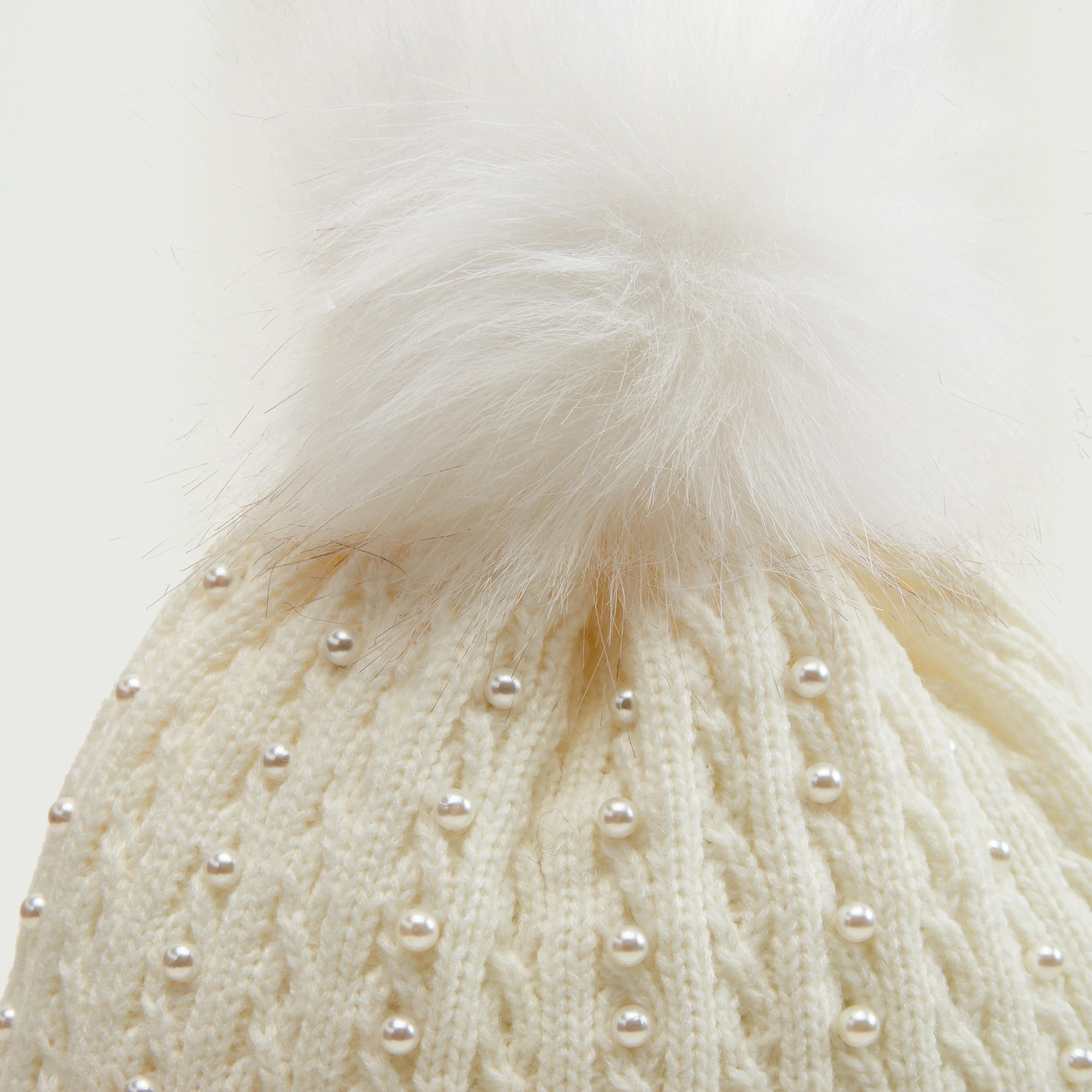 قبعة بيني مزيّنة بأطراف مطّاطيّة وتفاصيل بوم بوم-women-clothingaccessories-capsandhats-image-2