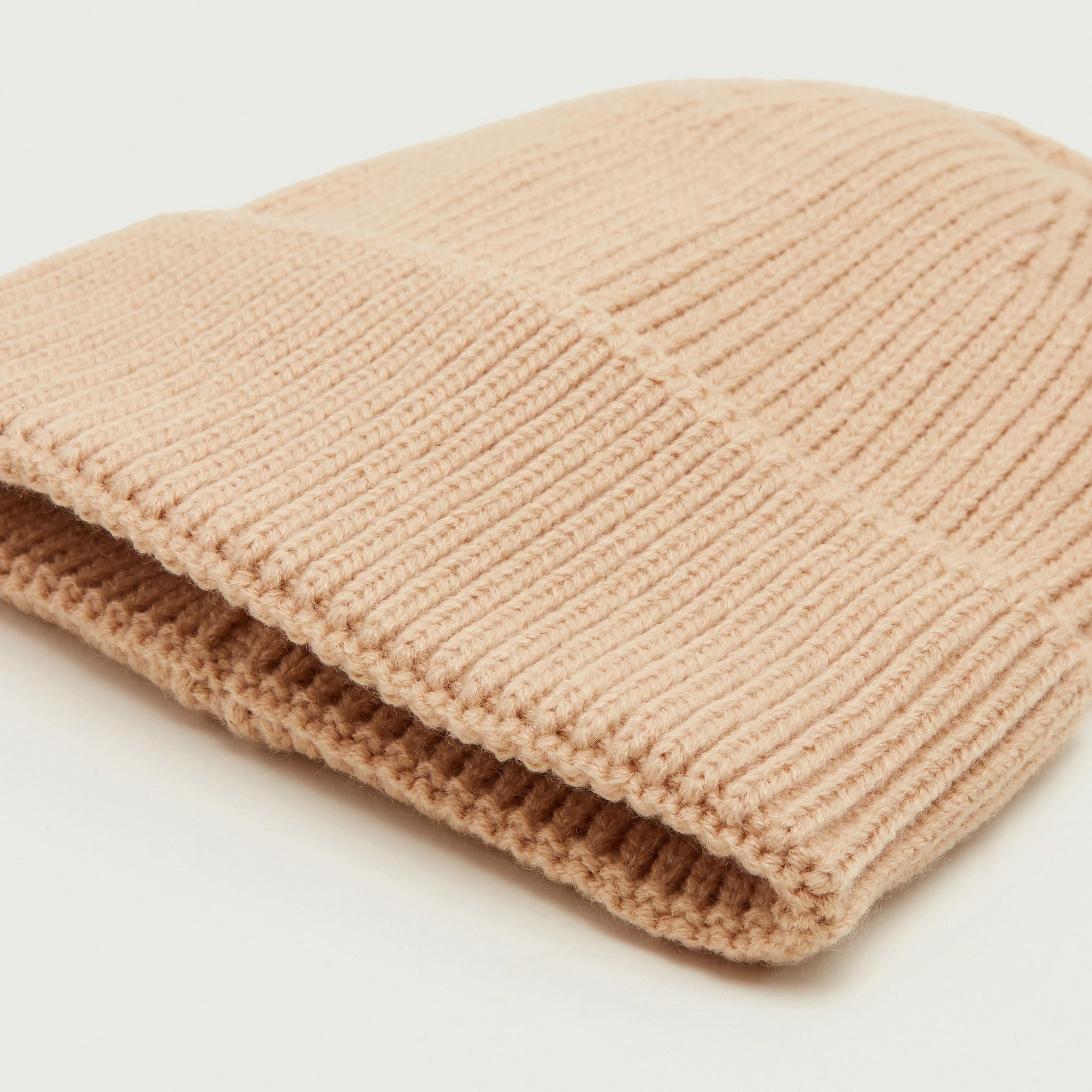 قبّعة بيني بارزة الملمس بأطراف مطّاطيّة-women-clothingaccessories-capsandhats-image-1