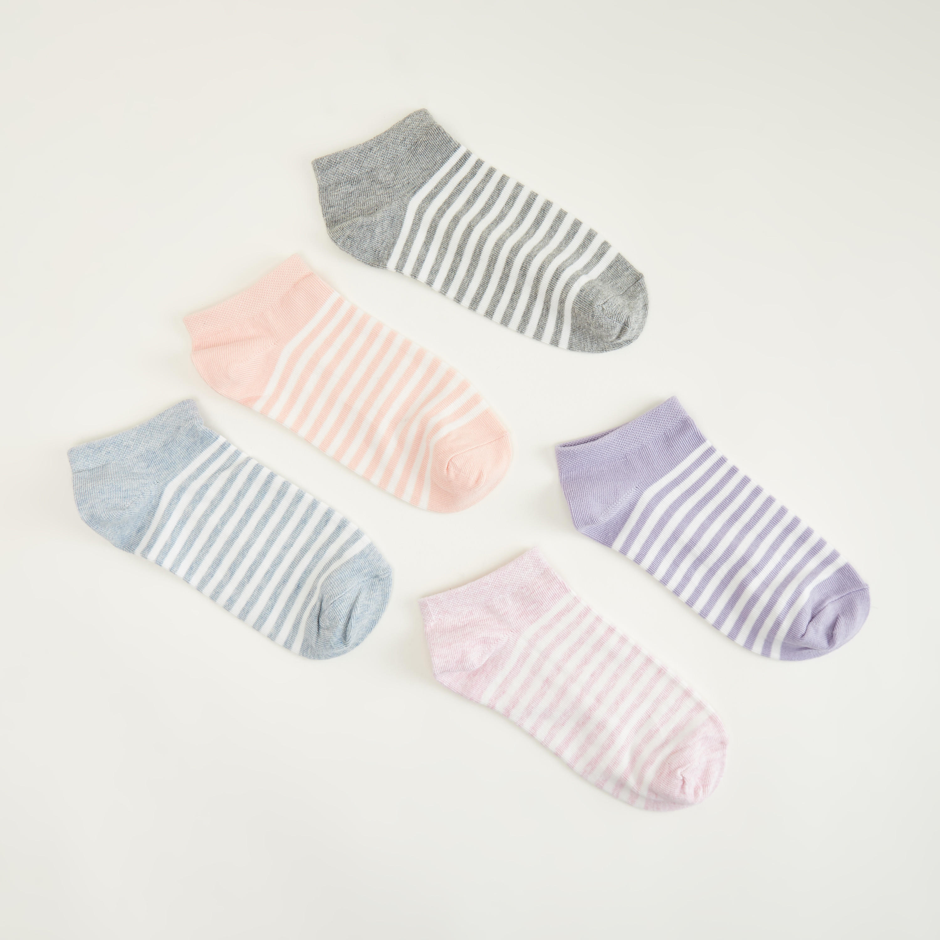 جوارب مخطّطة بطول الكاحل - طقم من 5 أزواج-women-socksandstockings-image-1