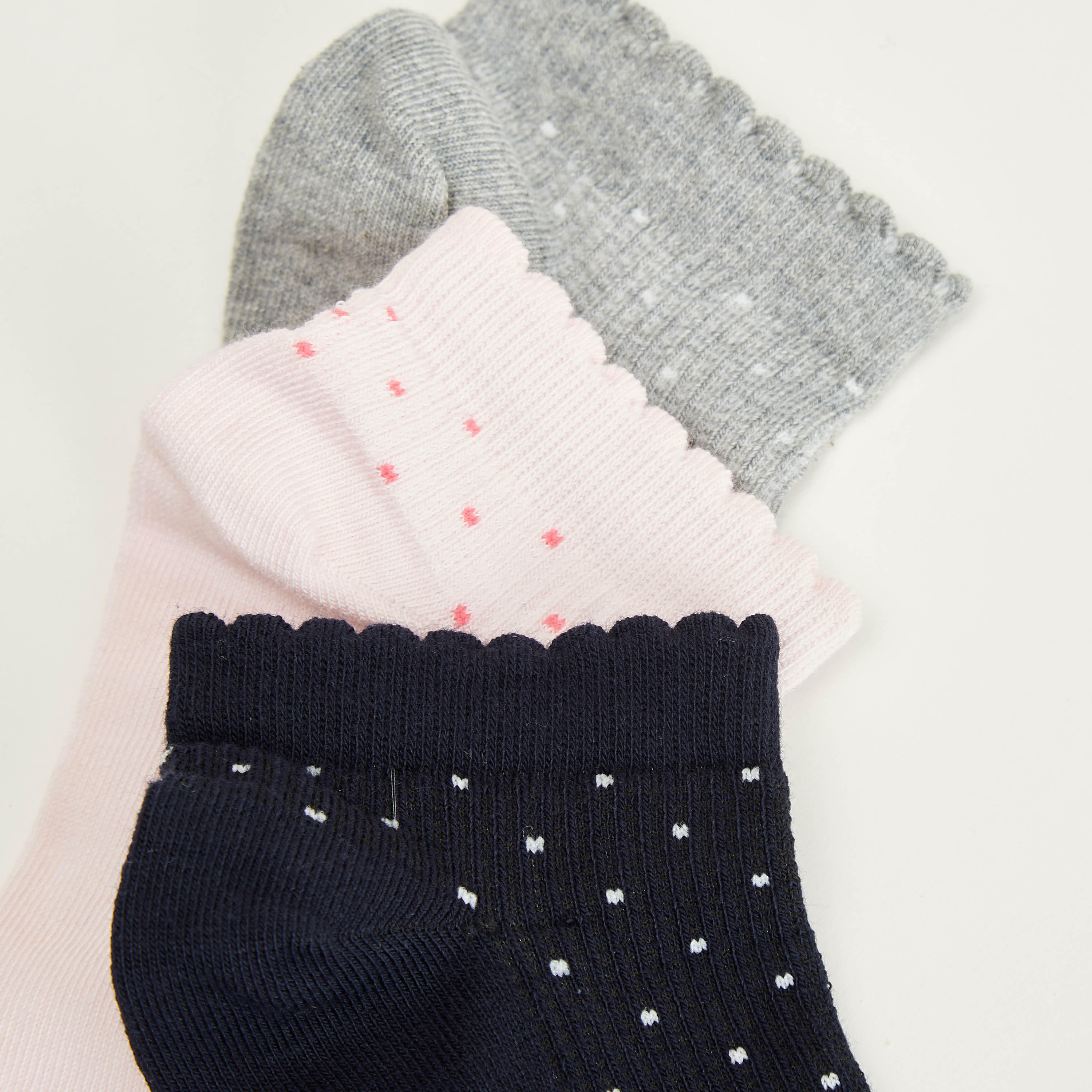 جوارب مستدامة بطول الكاحل وطبعات - طقم من 3 قطع-women-socksandstockings-image-4