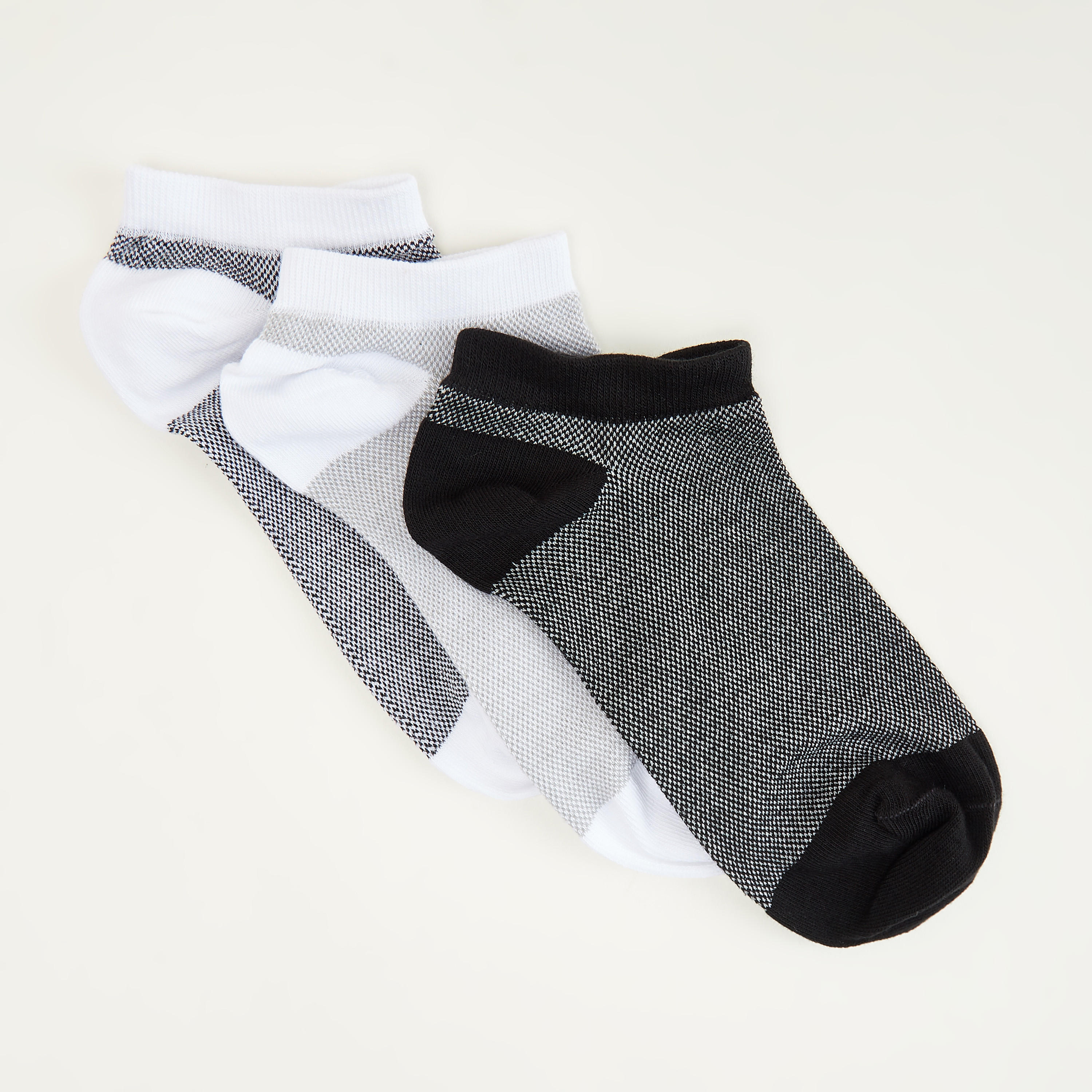 جوارب مستدامة بارزة الملمس بطول الكاحل - طقم من 3 قطع-women-socksandstockings-image-2