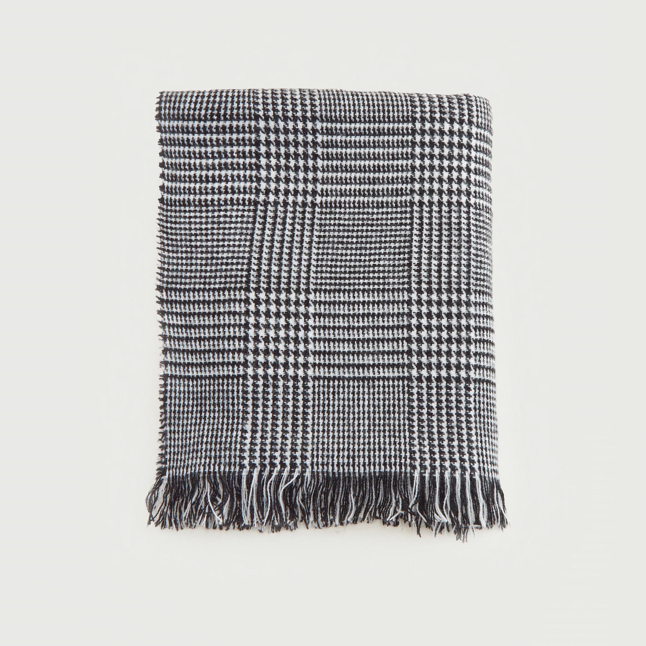 وشاح كاروهات بشراشيب-women-clothingaccessories-scarves-image-1