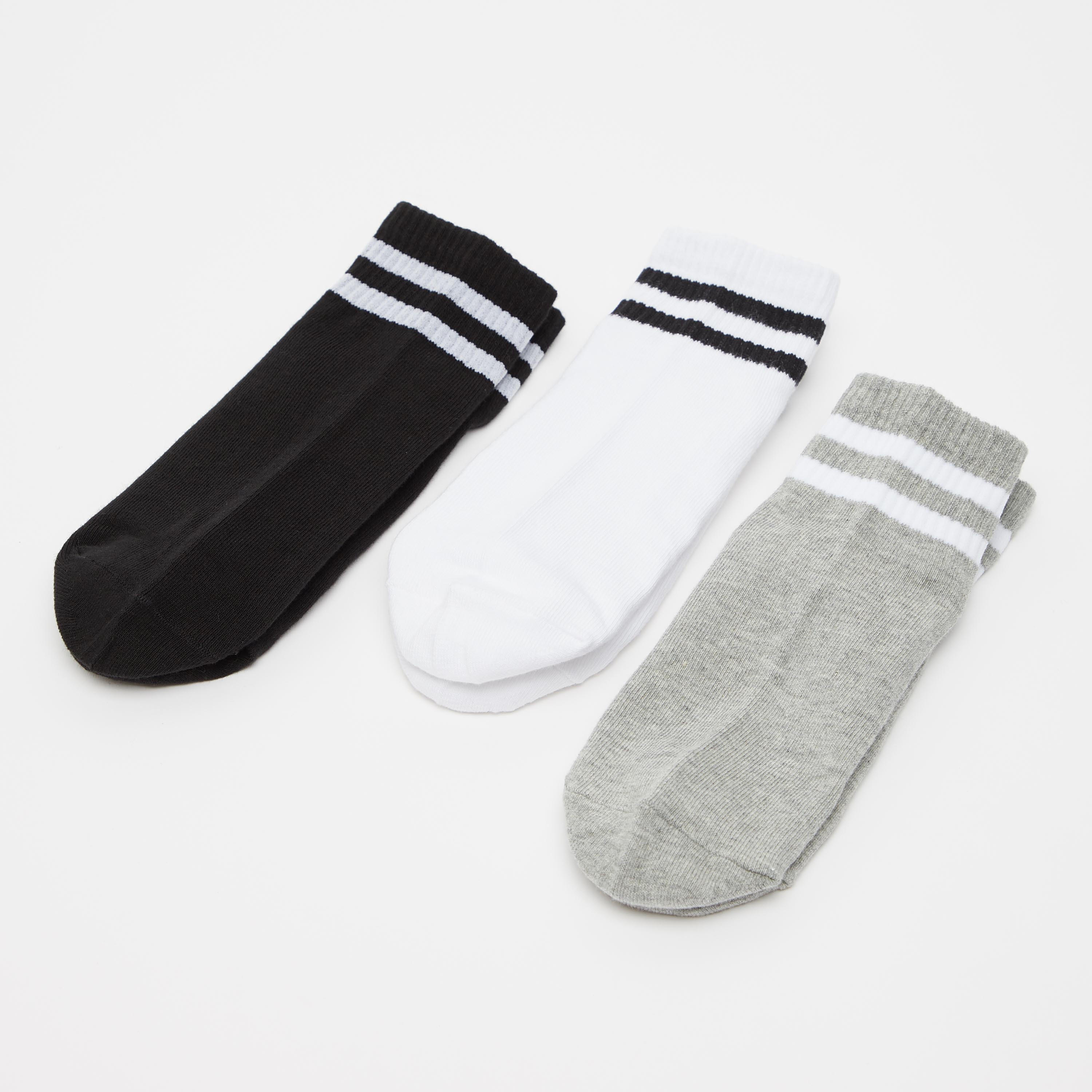 جوارب مخططة بطول الكاحل بحواف مضلّعة - طقم من 3 أزواج-women-socksandstockings-image-3
