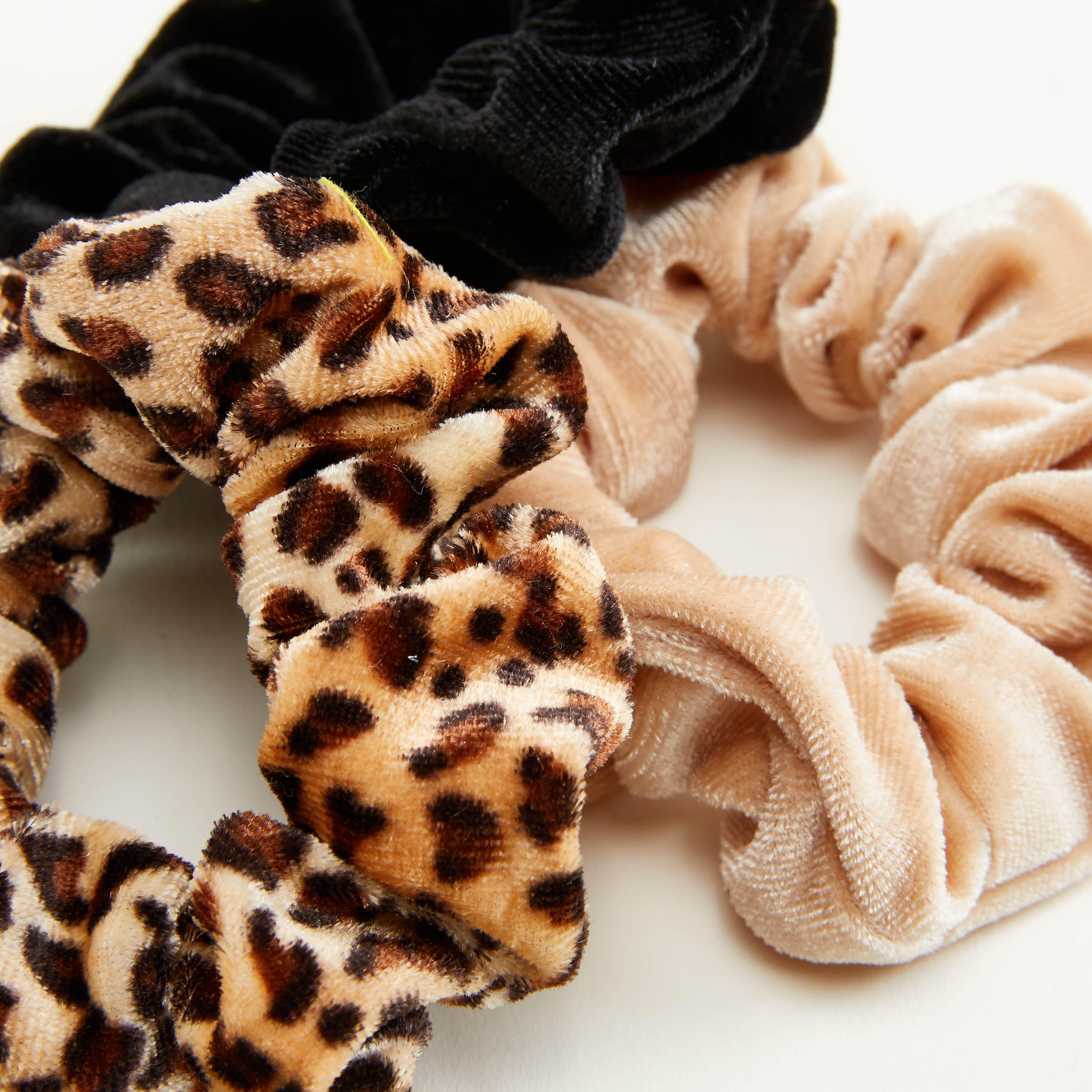 Set of 3 - Assorted Elasticated Fabric Hair Tie-women-hairaccessories-image-5