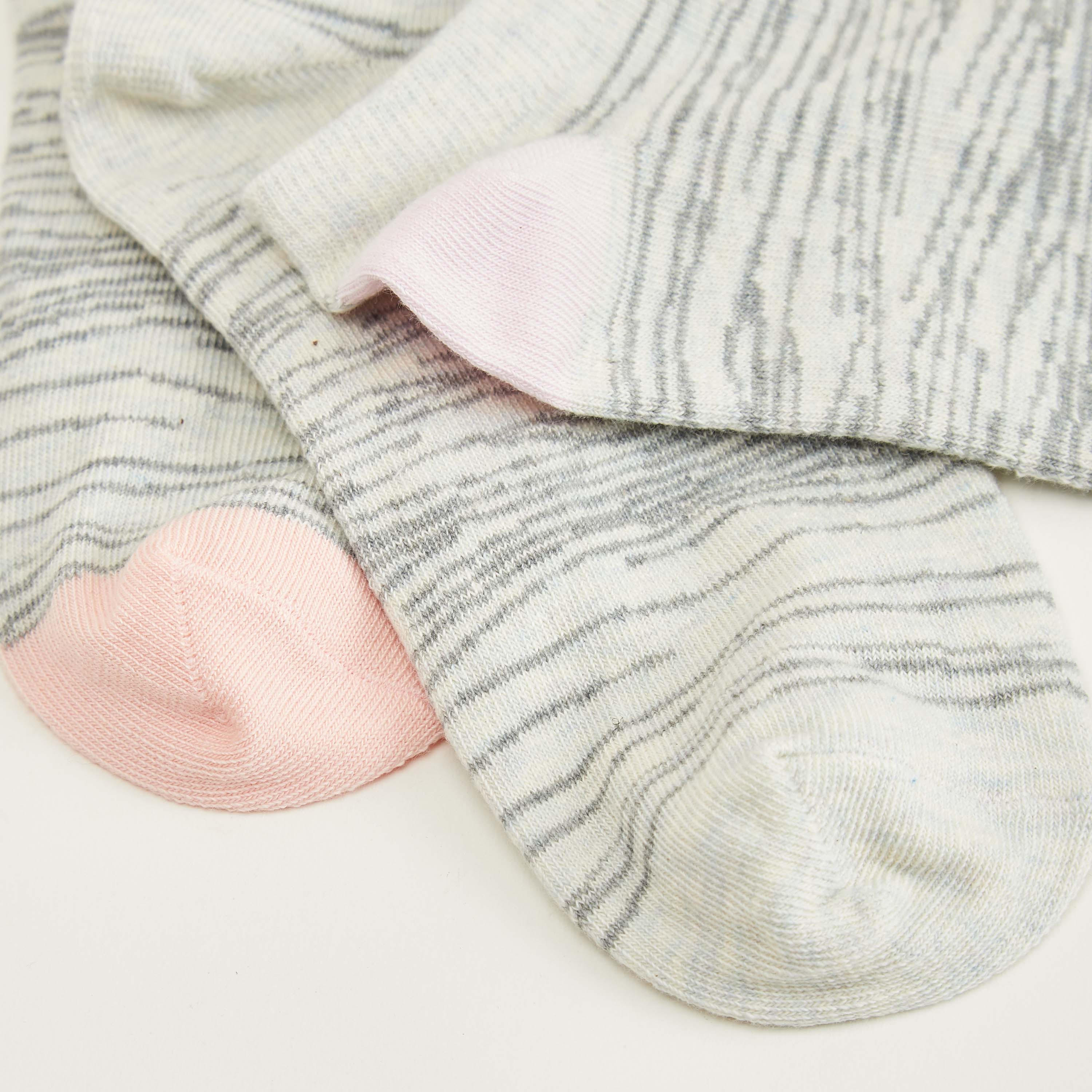 Set of 3 - Printed No Show Socks-women-socksandstockings-image-4