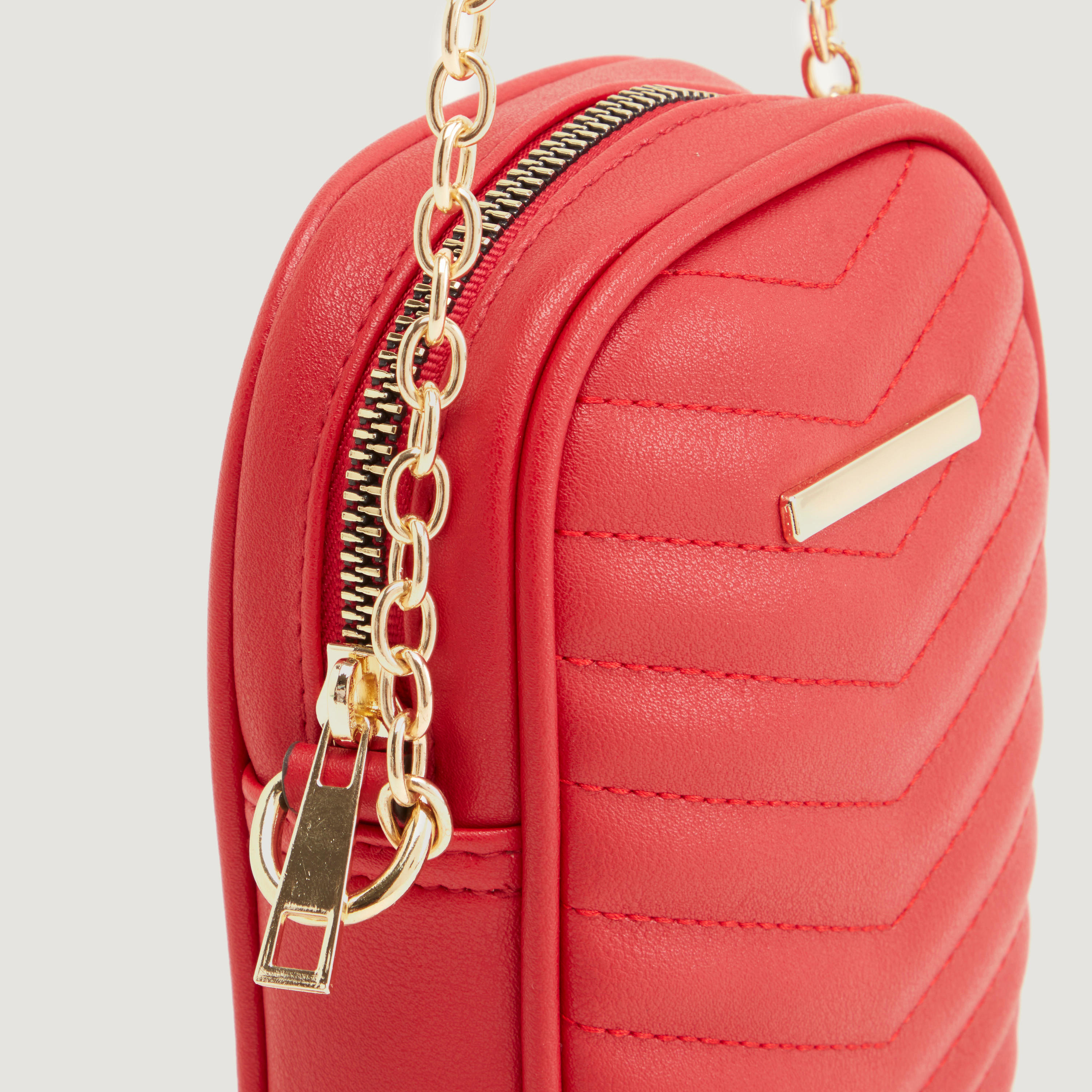 شنطة كروس بودي مبطنة بحزام سلسلة وسحّاب إغلاق-women-bagsandwallets-handbags-image-4