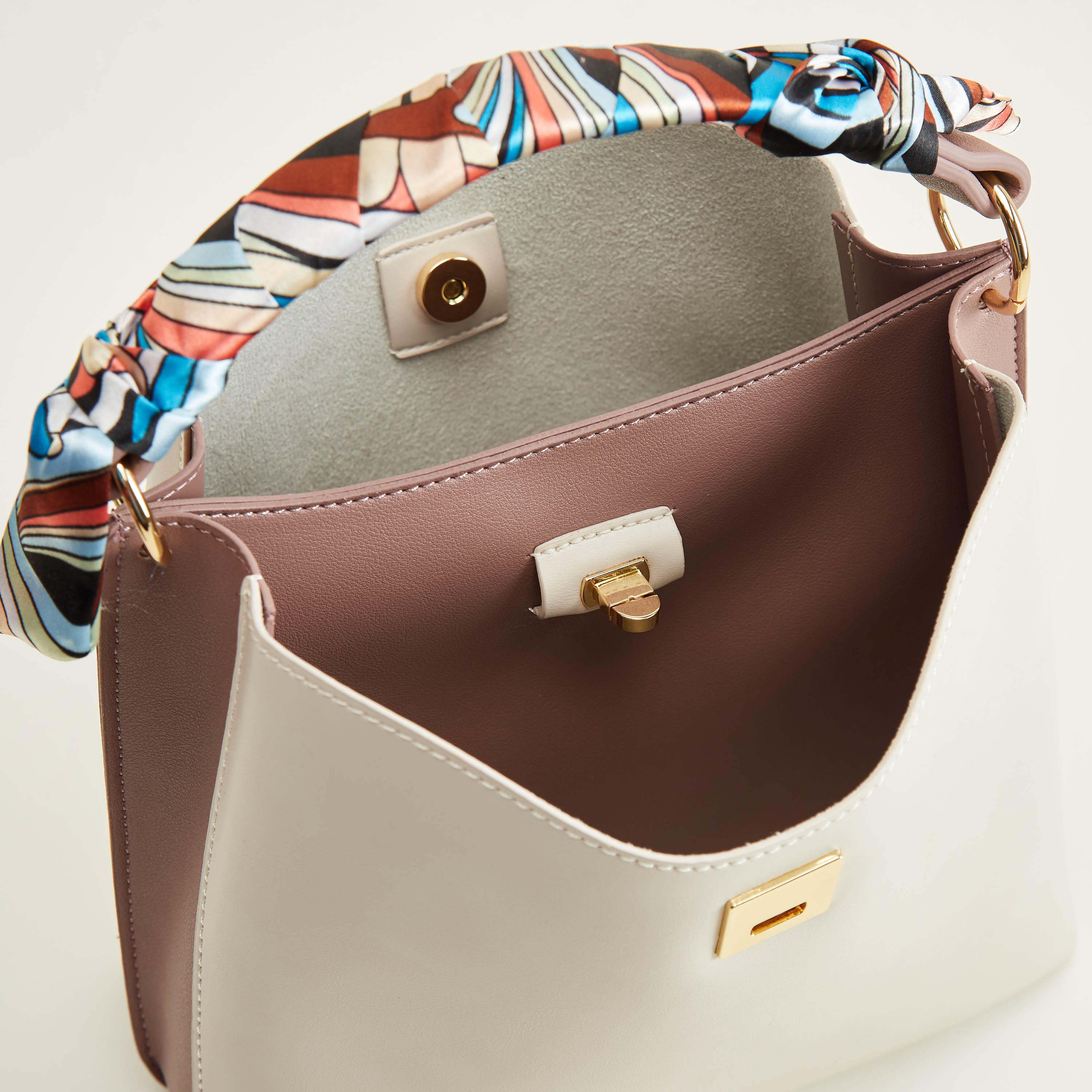 شنطة كتف سادة بقفل إغلاق مزدوج-women-bagsandwallets-handbags-image-1