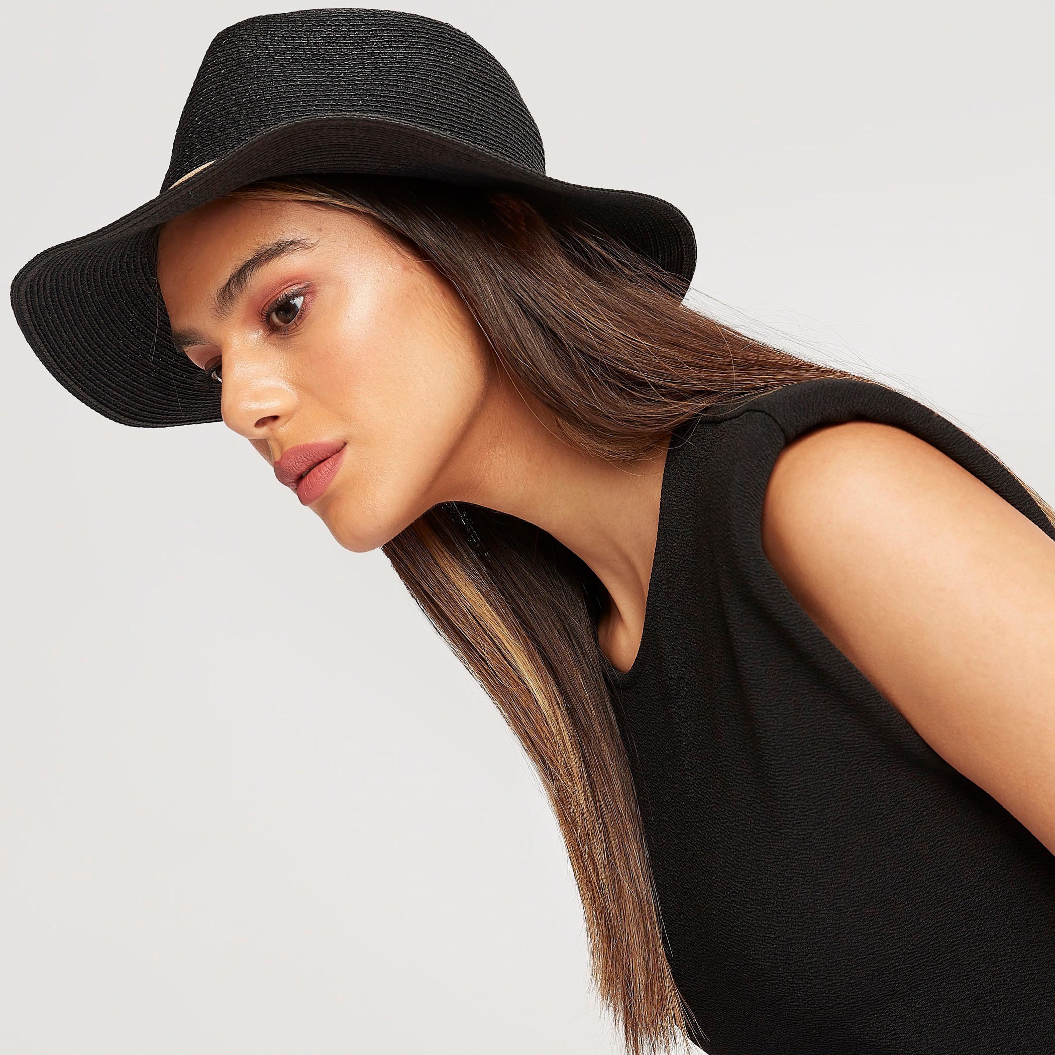 Textured Hat-women-clothingaccessories-capsandhats-image-2