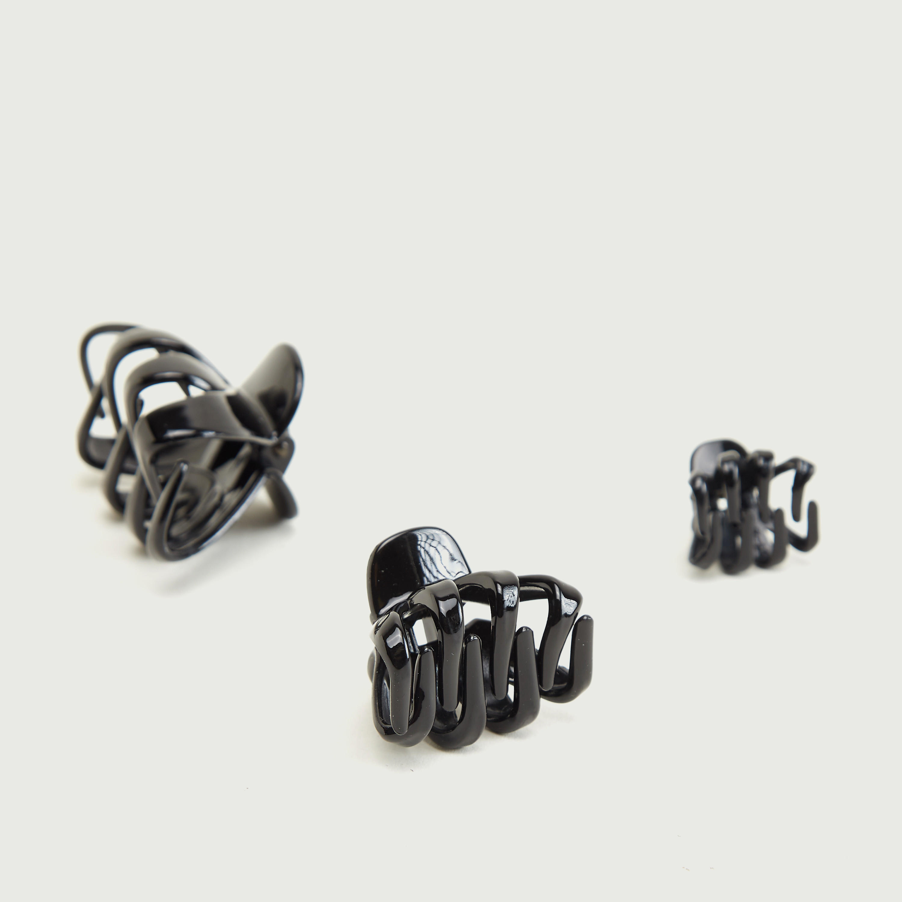 طقم مشابك شعر لامعة - 3 قطع-women-hairaccessories-image-3