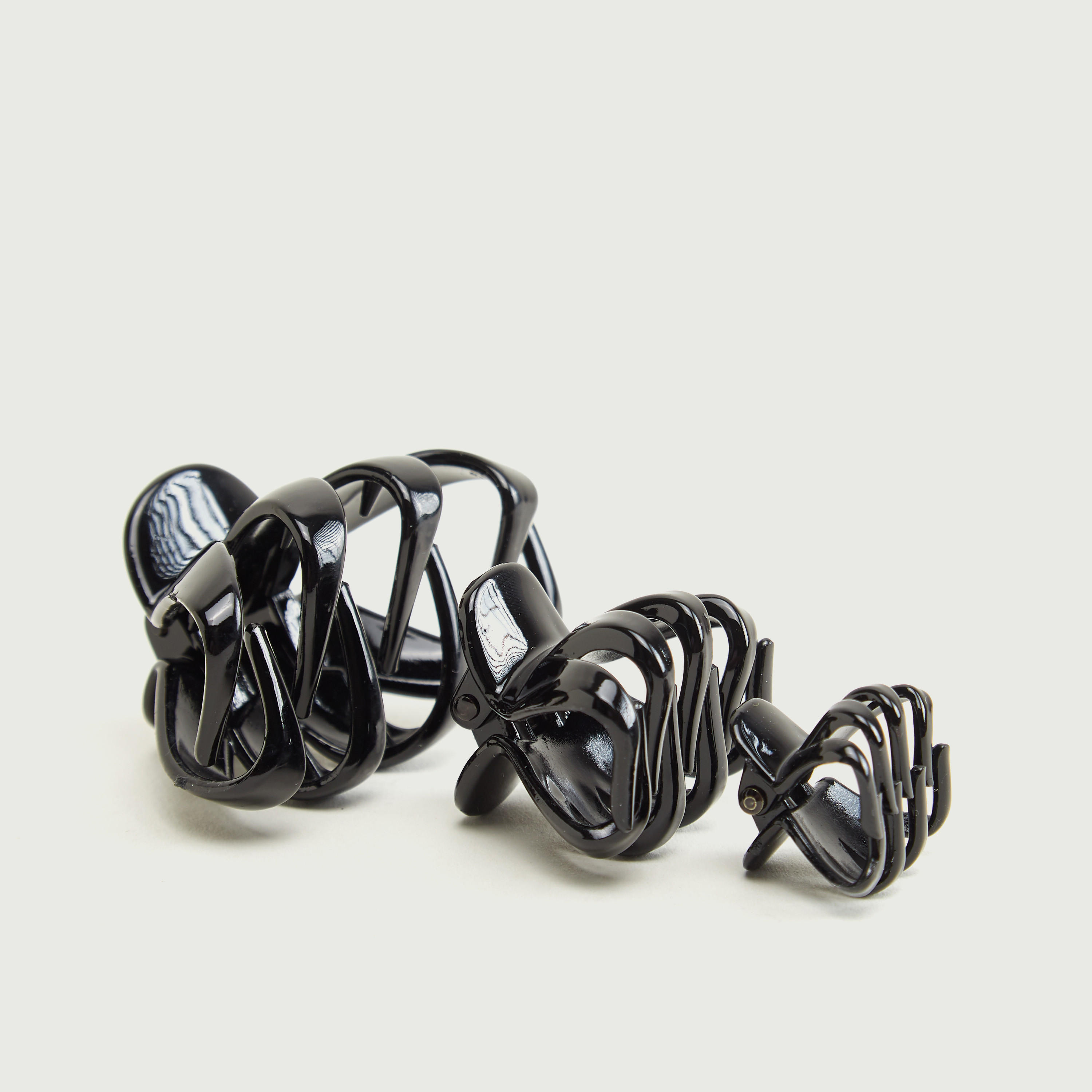طقم مشابك شعر لامعة - 3 قطع-women-hairaccessories-image-2