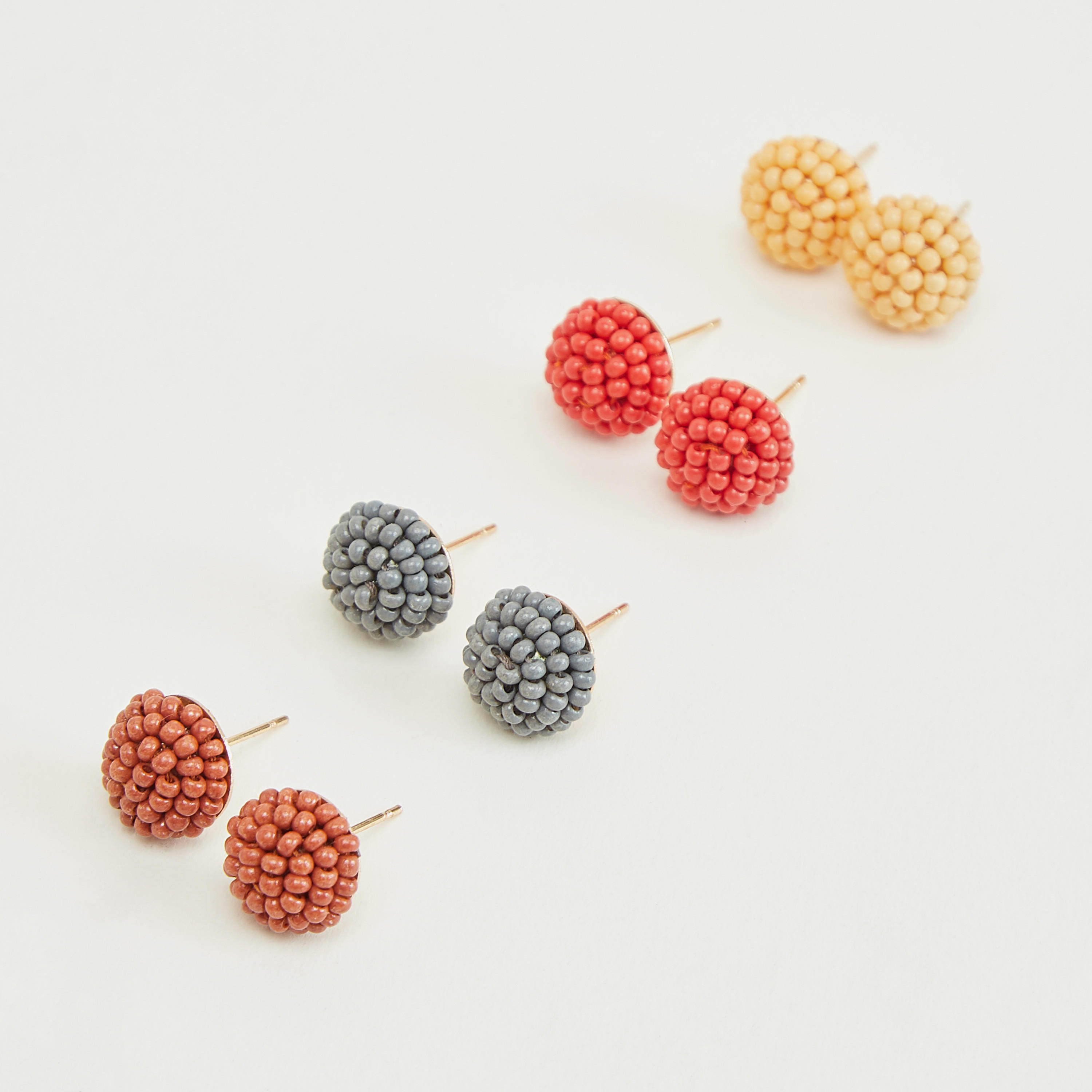 Set of 4 - Beaded Stud Earrings with Pushback Closure-women-watchesandjewellery-jewellery-earrings-image-2