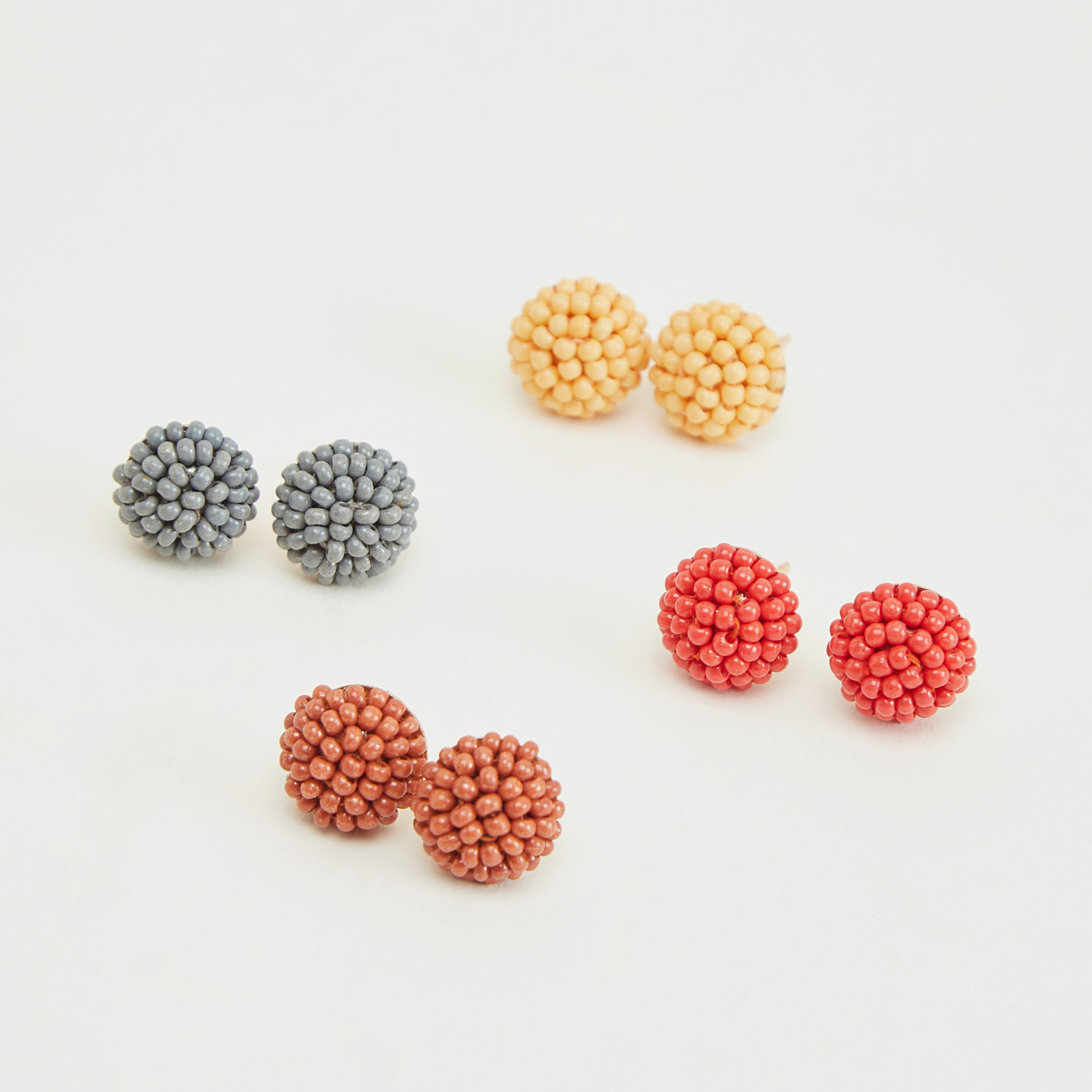 Set of 4 - Beaded Stud Earrings with Pushback Closure-women-watchesandjewellery-jewellery-earrings-image-3
