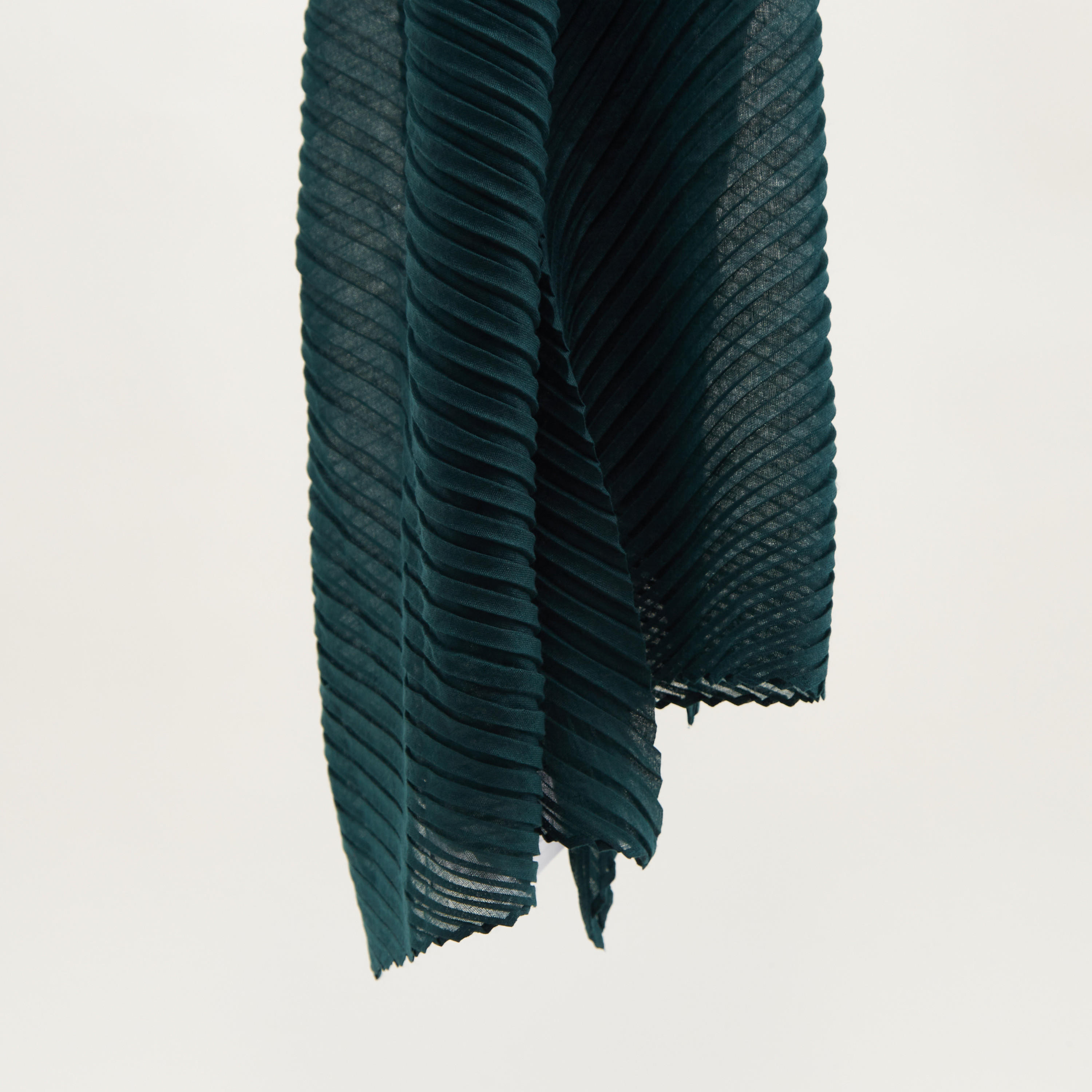وشاح بارز الملمس بأطراف متقاطعة-women-clothingaccessories-scarves-image-1