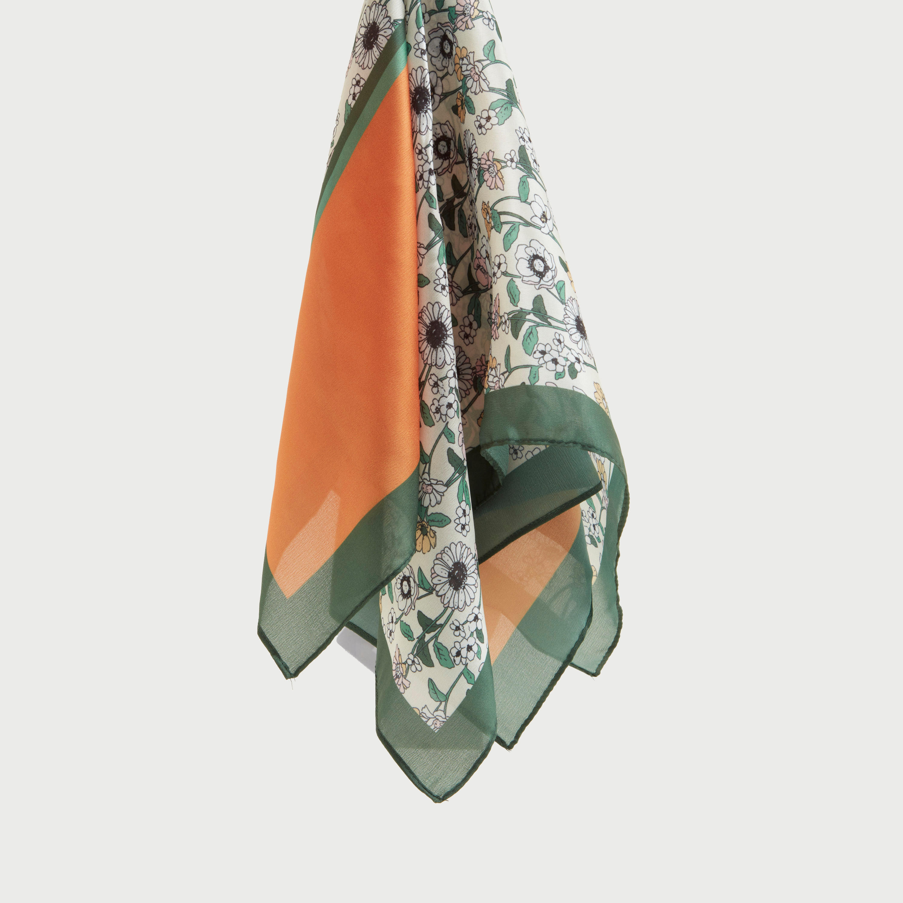 وشاح بطبعات زهرية-women-clothingaccessories-scarves-image-4