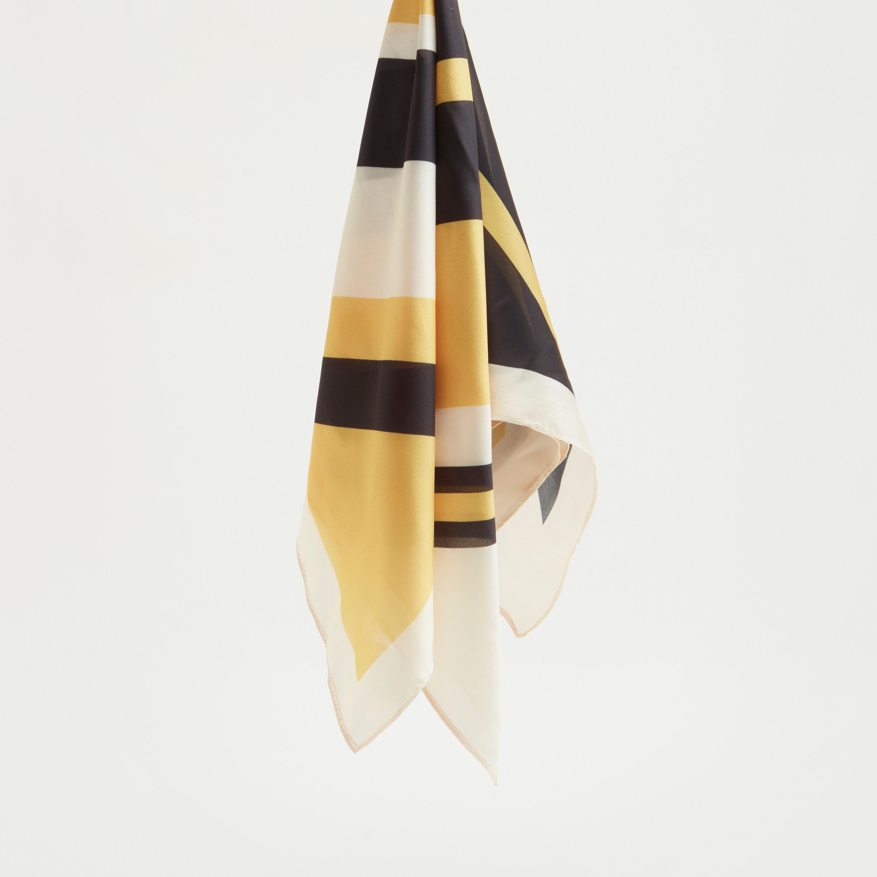 وشاح مخطّط-women-clothingaccessories-scarves-image-4