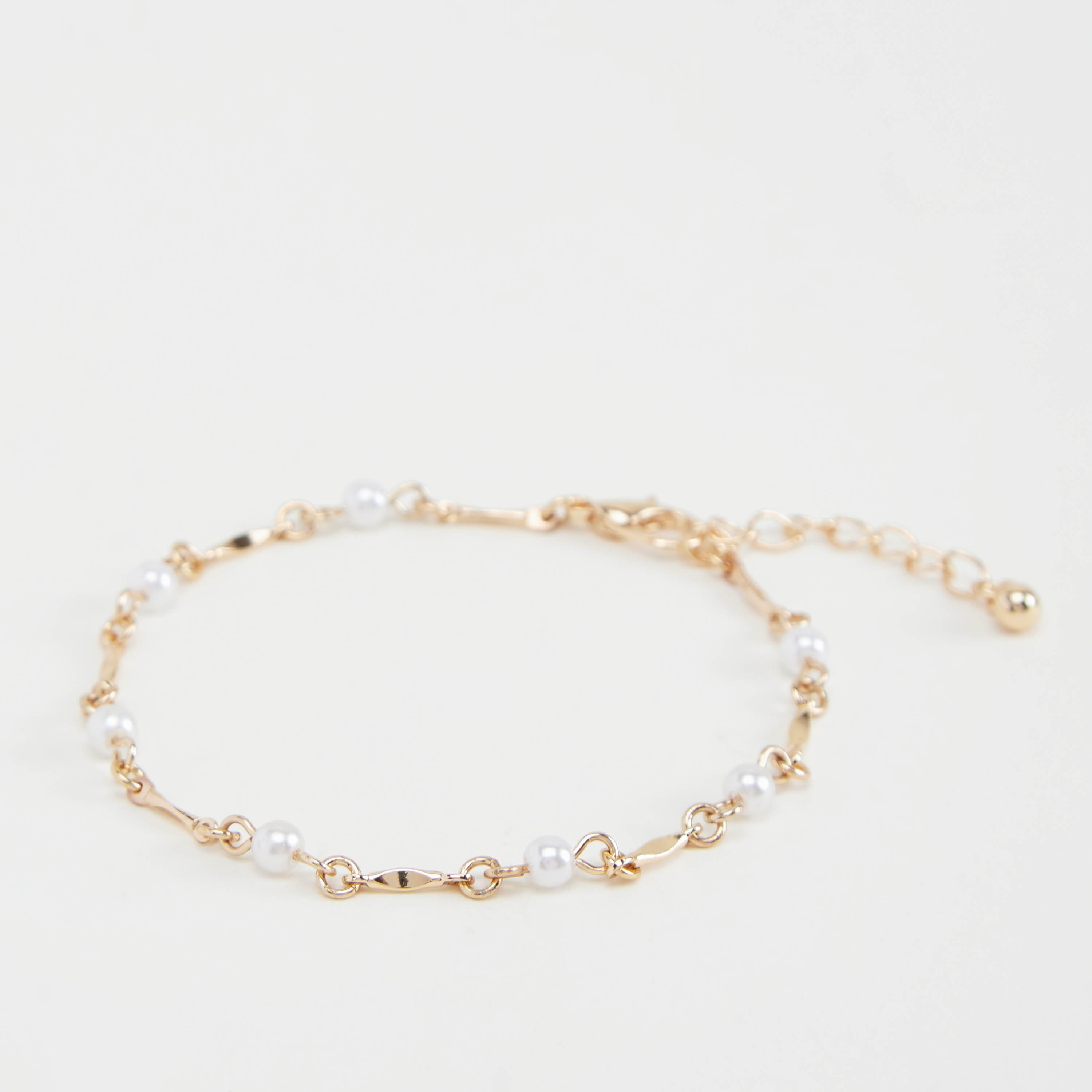 أساور مزيّنة بمشبك إغلاق - طقم من 5 قطع-women-watchesandjewellery-jewellery-banglesandbracelets-image-3