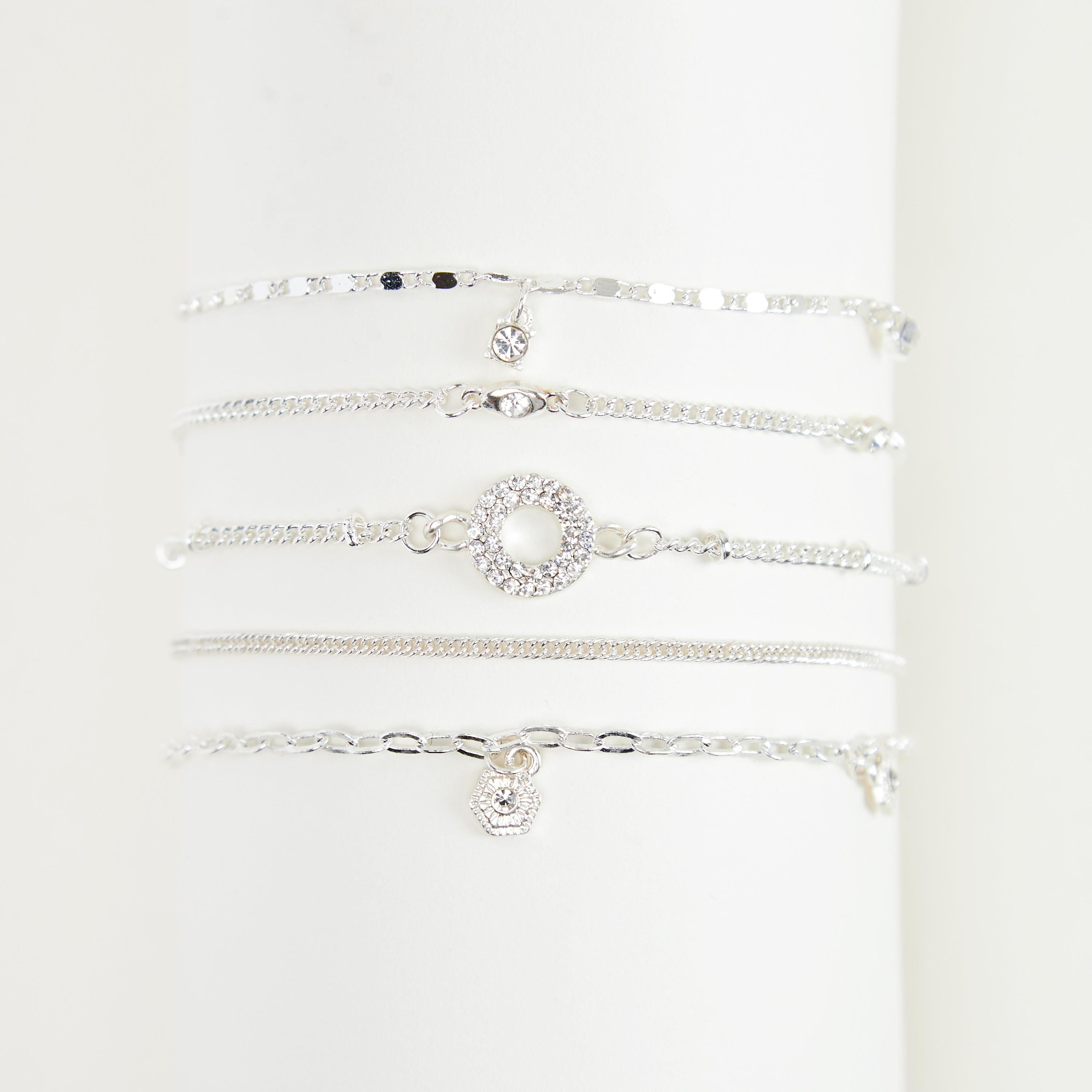 أساور مزينة بمشبك إغلاق - طقم من 5 قطع-women-watchesandjewellery-jewellery-banglesandbracelets-image-1