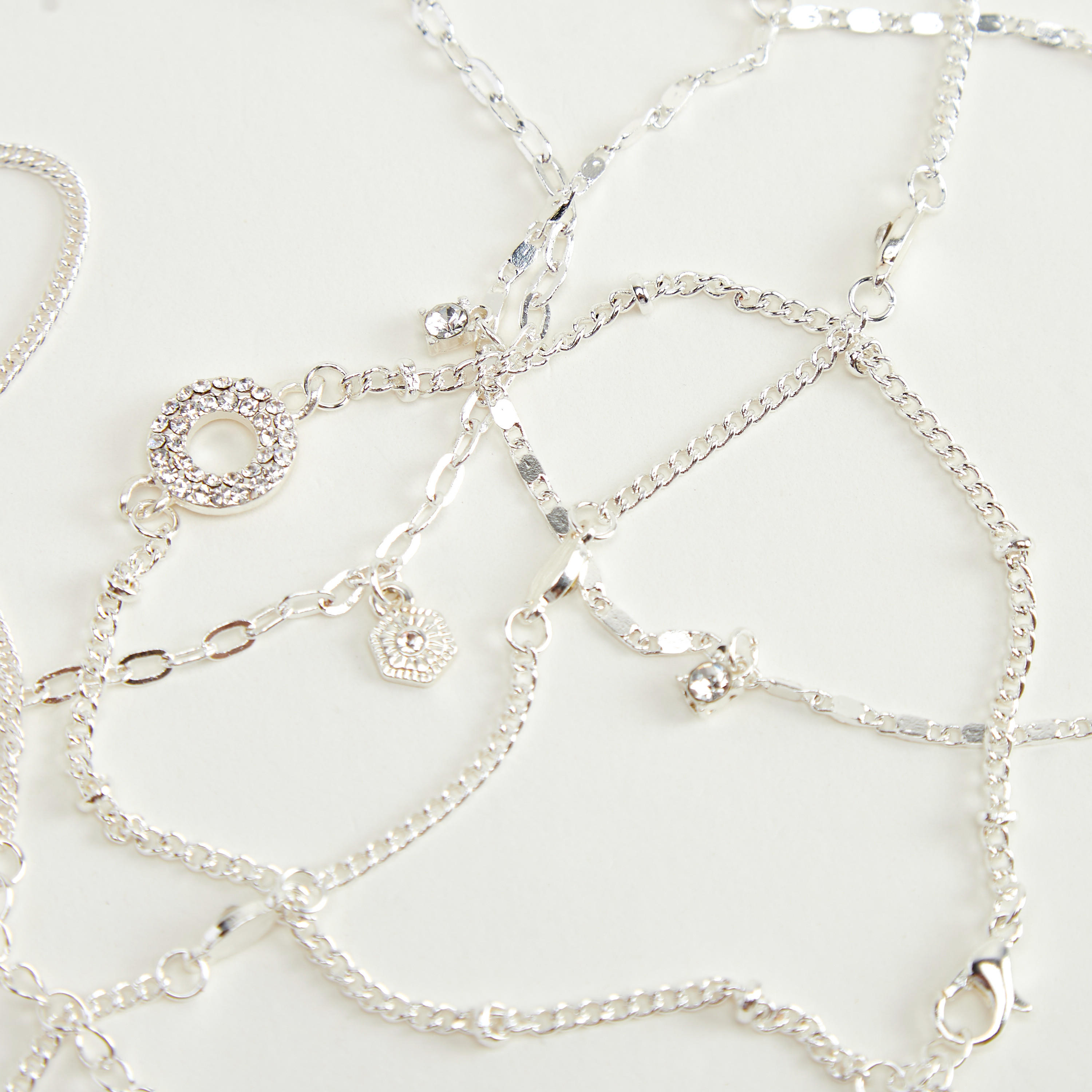 أساور مزينة بمشبك إغلاق - طقم من 5 قطع-women-watchesandjewellery-jewellery-banglesandbracelets-image-4