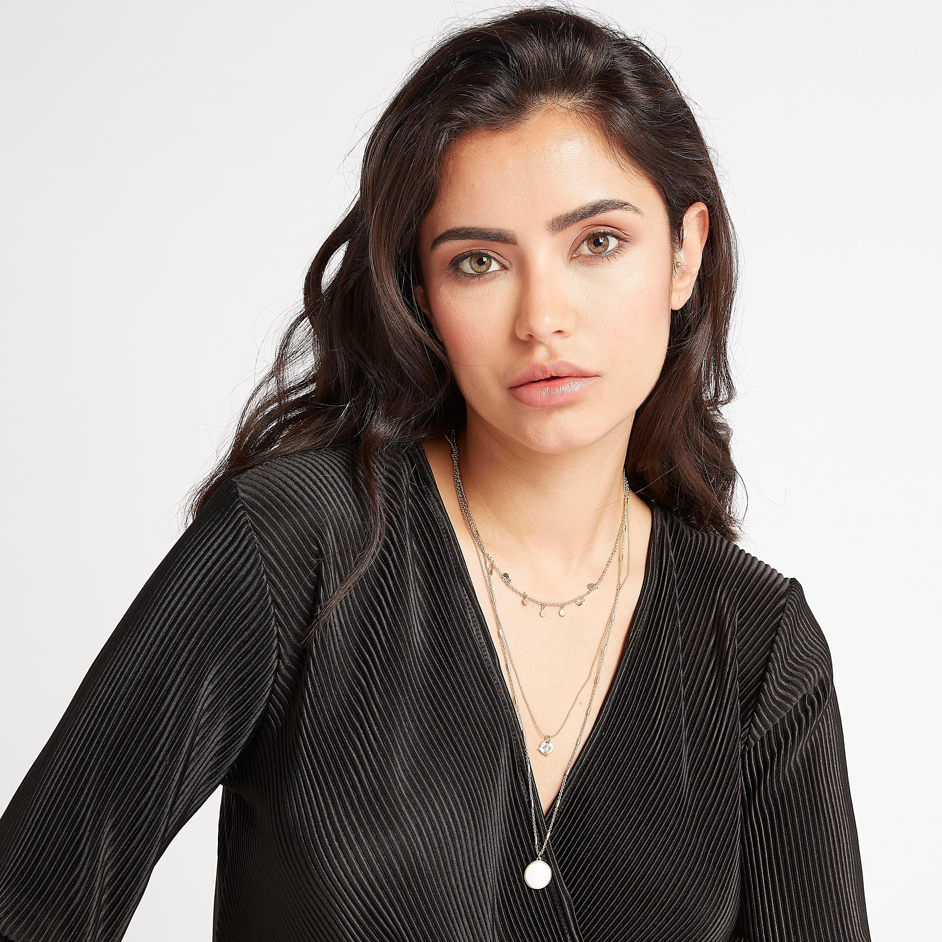 عقد بدلّاية مزينة متعدد الطبقات مع مشبك إغلاق-women-watchesandjewellery-jewellery-necklacesandpendants-image-2