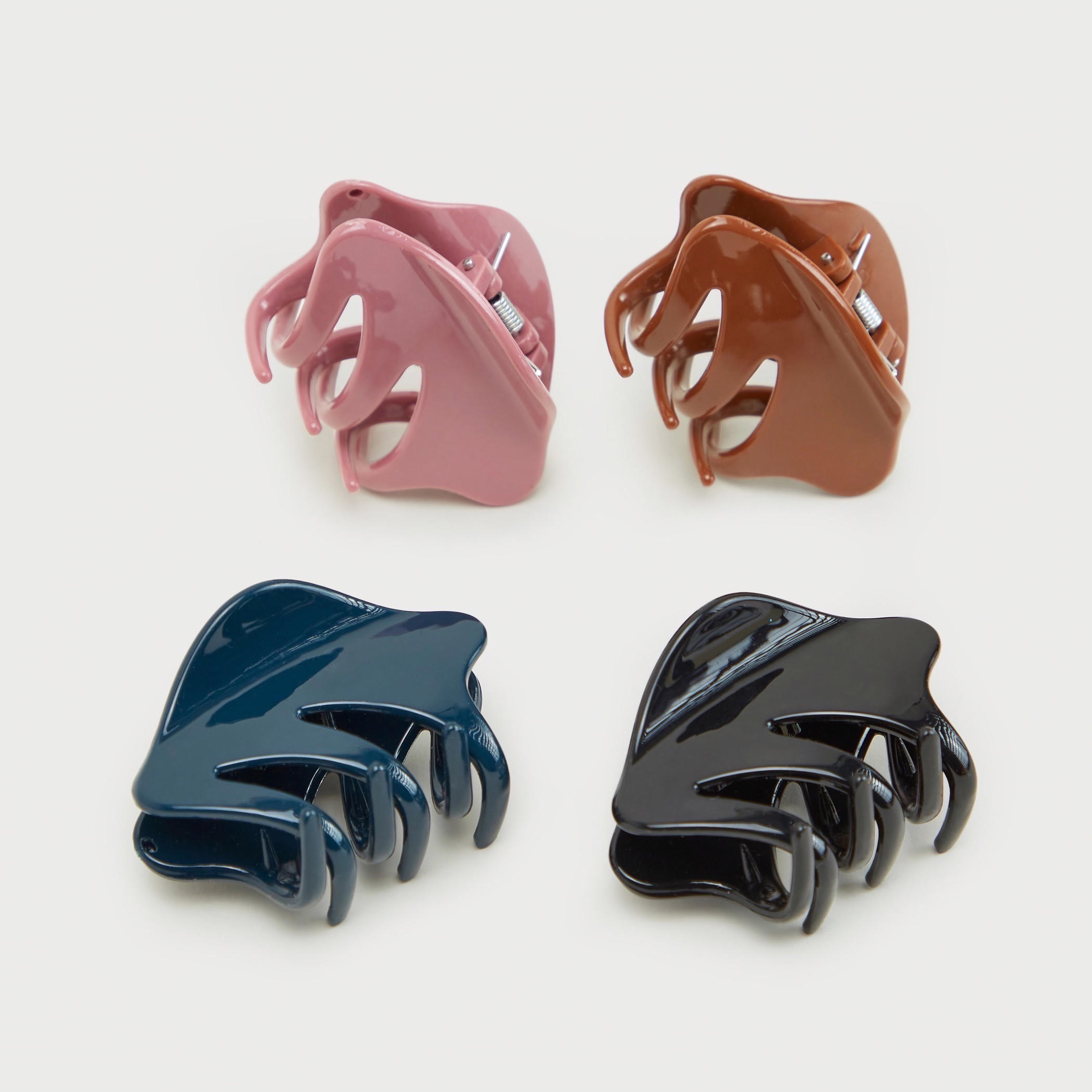 مشبك شعر سادة من جلوو - طقم من 4-women-hairaccessories-clamps-image-2