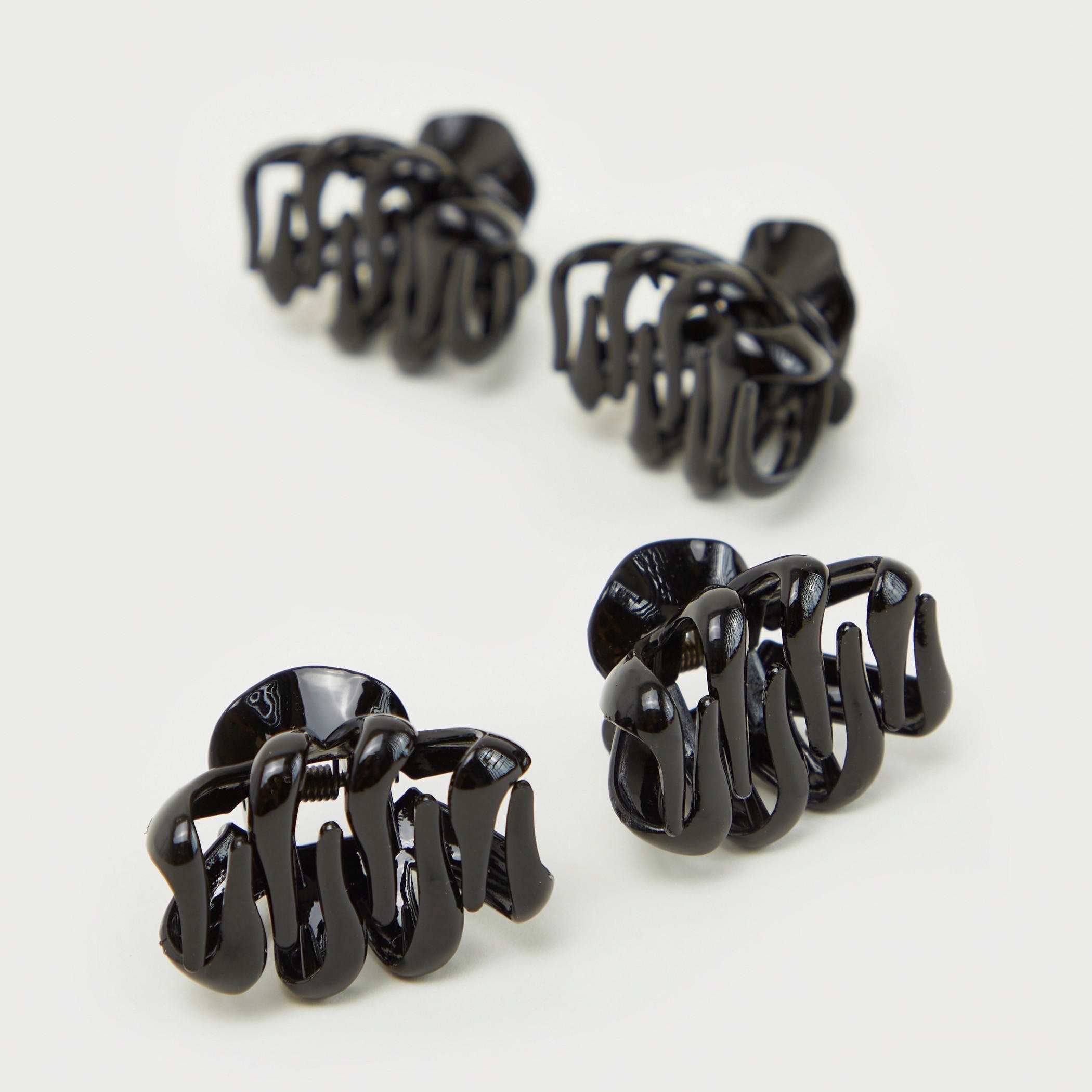 مشابك شعر سادة من جلوو - طقم من 4 قطع-women-hairaccessories-clips-image-3