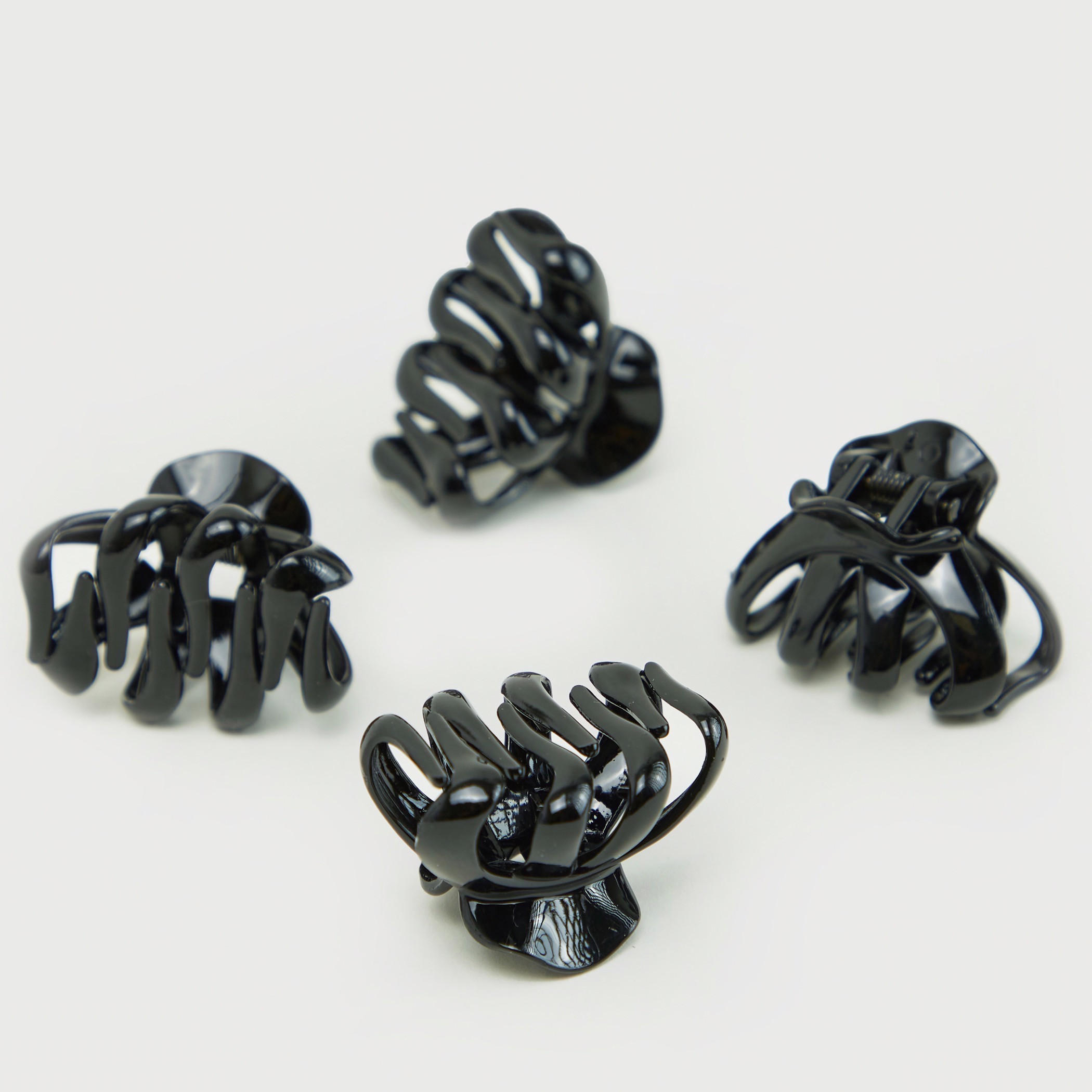 مشابك شعر سادة من جلوو - طقم من 4 قطع-women-hairaccessories-clips-image-5