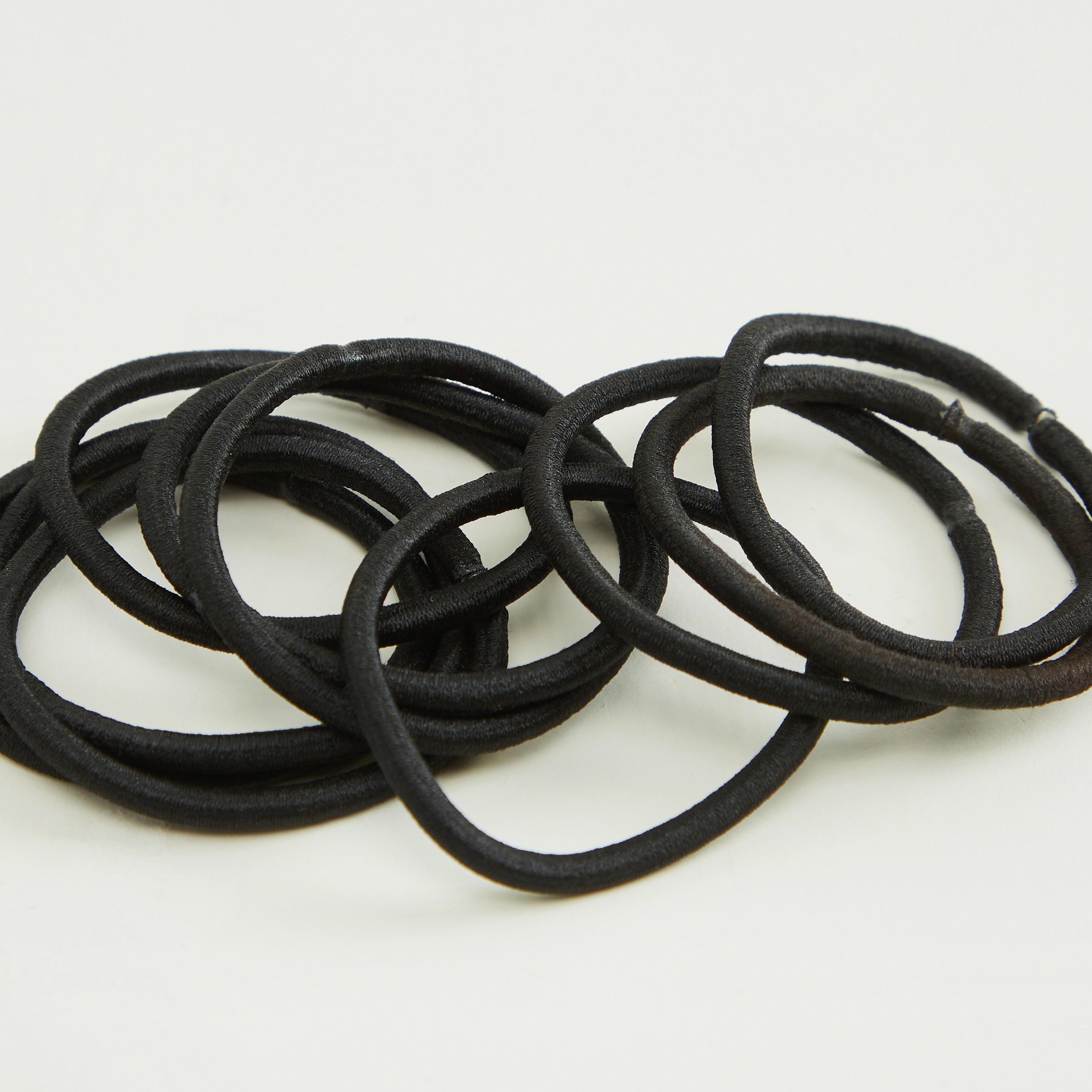 ربطة شعر مطّاطيّة سادة من جلو- طقم من 30-women-hairaccessories-scrunchies-image-3