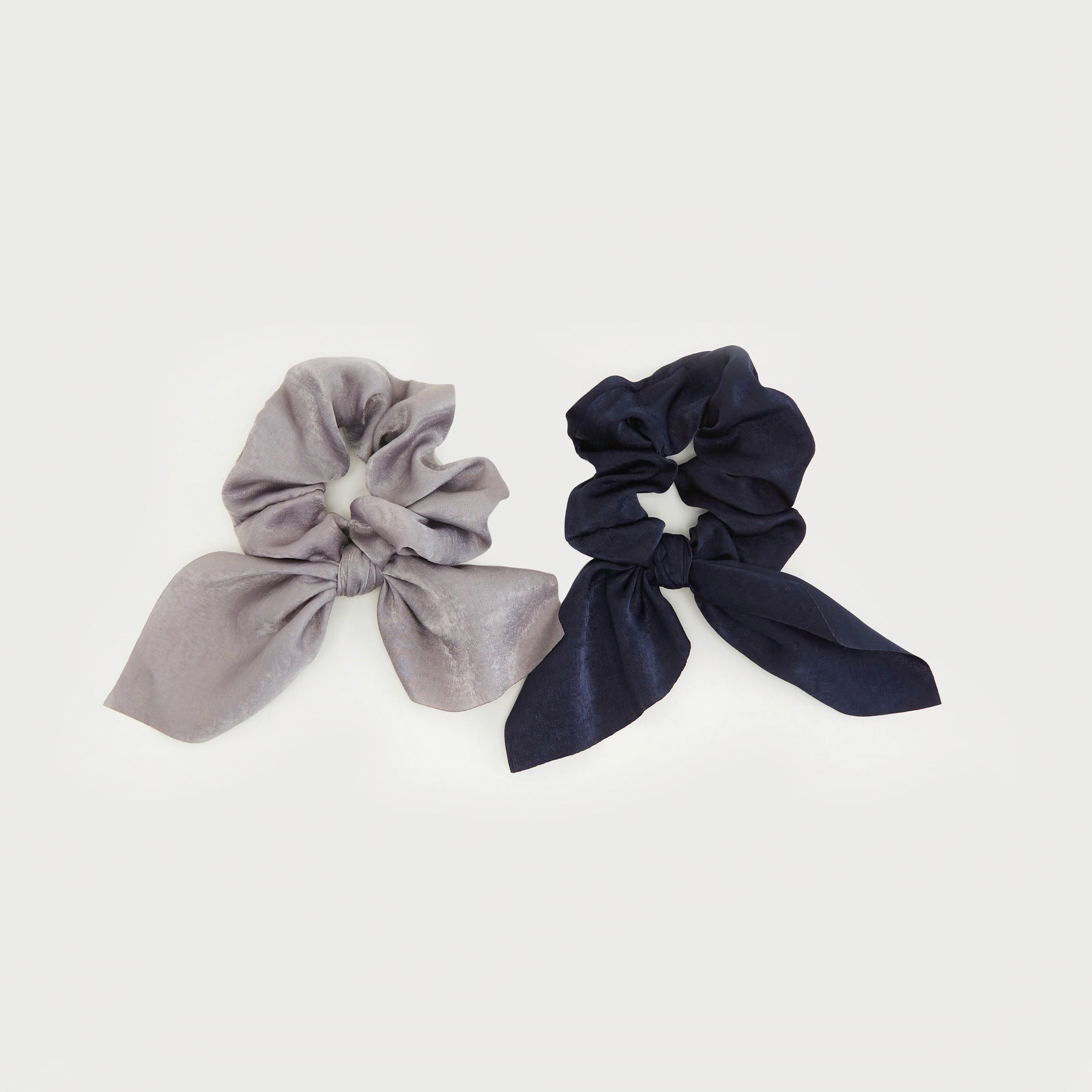 ربطة شعر سادة بتفاصيل عقدة - طقم من 2-women-hairaccessories-image-1