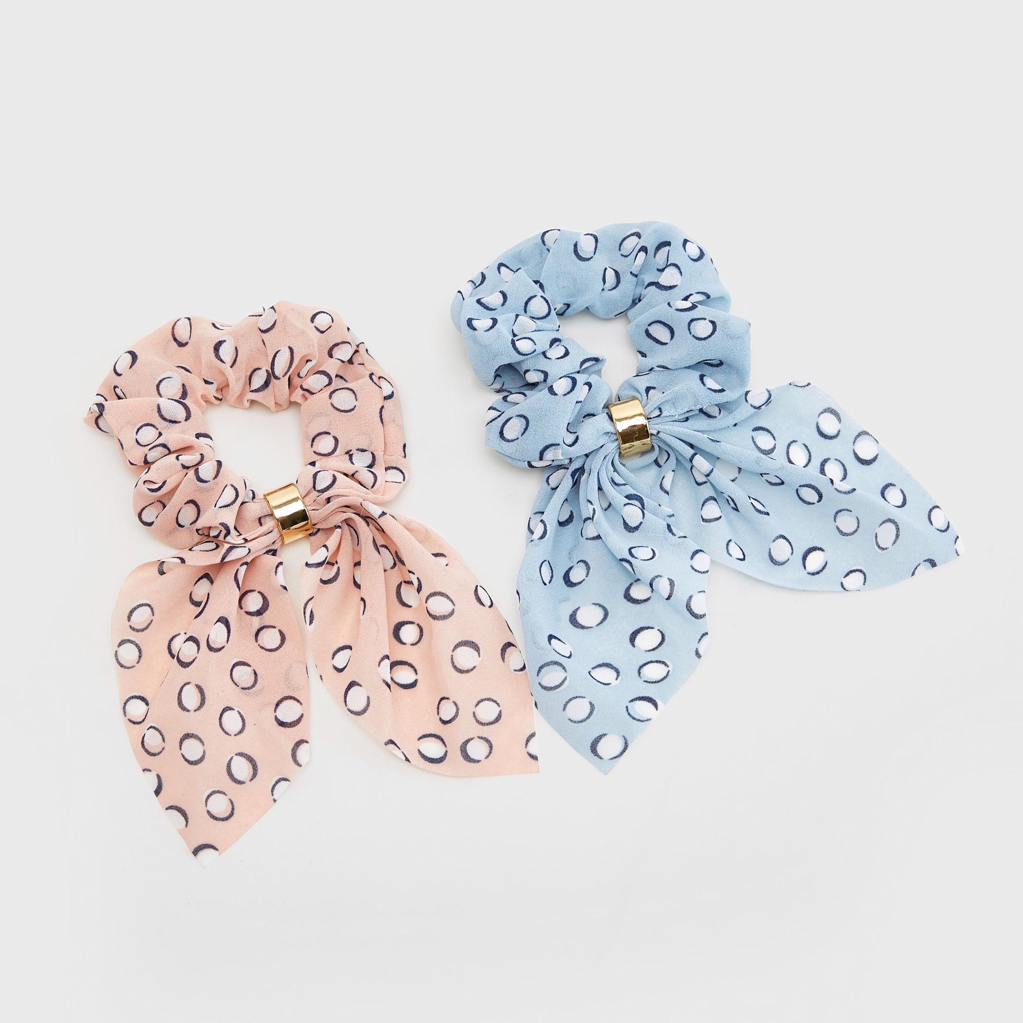 ربطة شعر بطبعات وزينة حلقة معدنيّة من جلوو - طقم من 2-women-hairaccessories-image-1