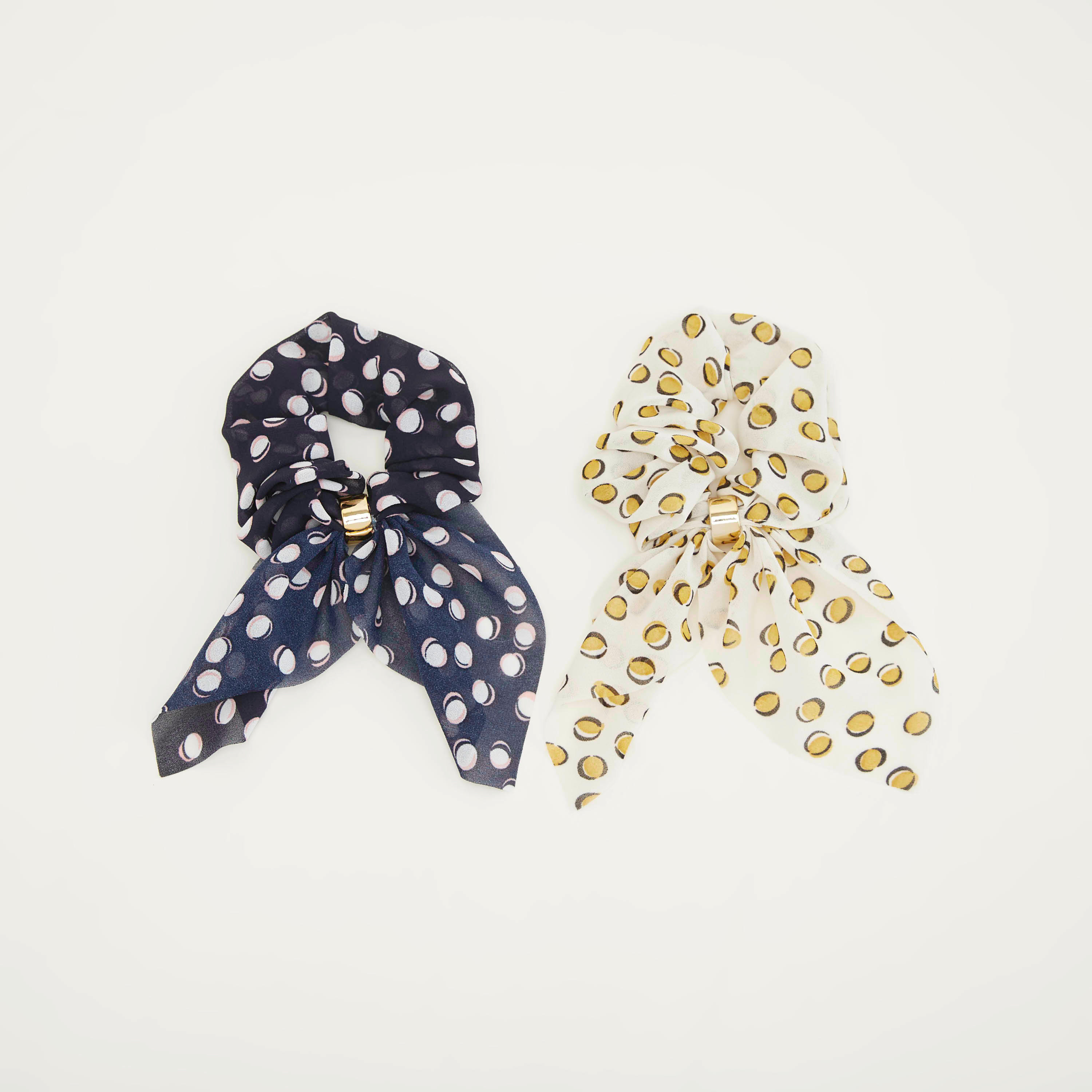 ربطة شعر مزينة بفيونكة وبطبعات من جلوو - طقم من 2-women-hairaccessories-image-1