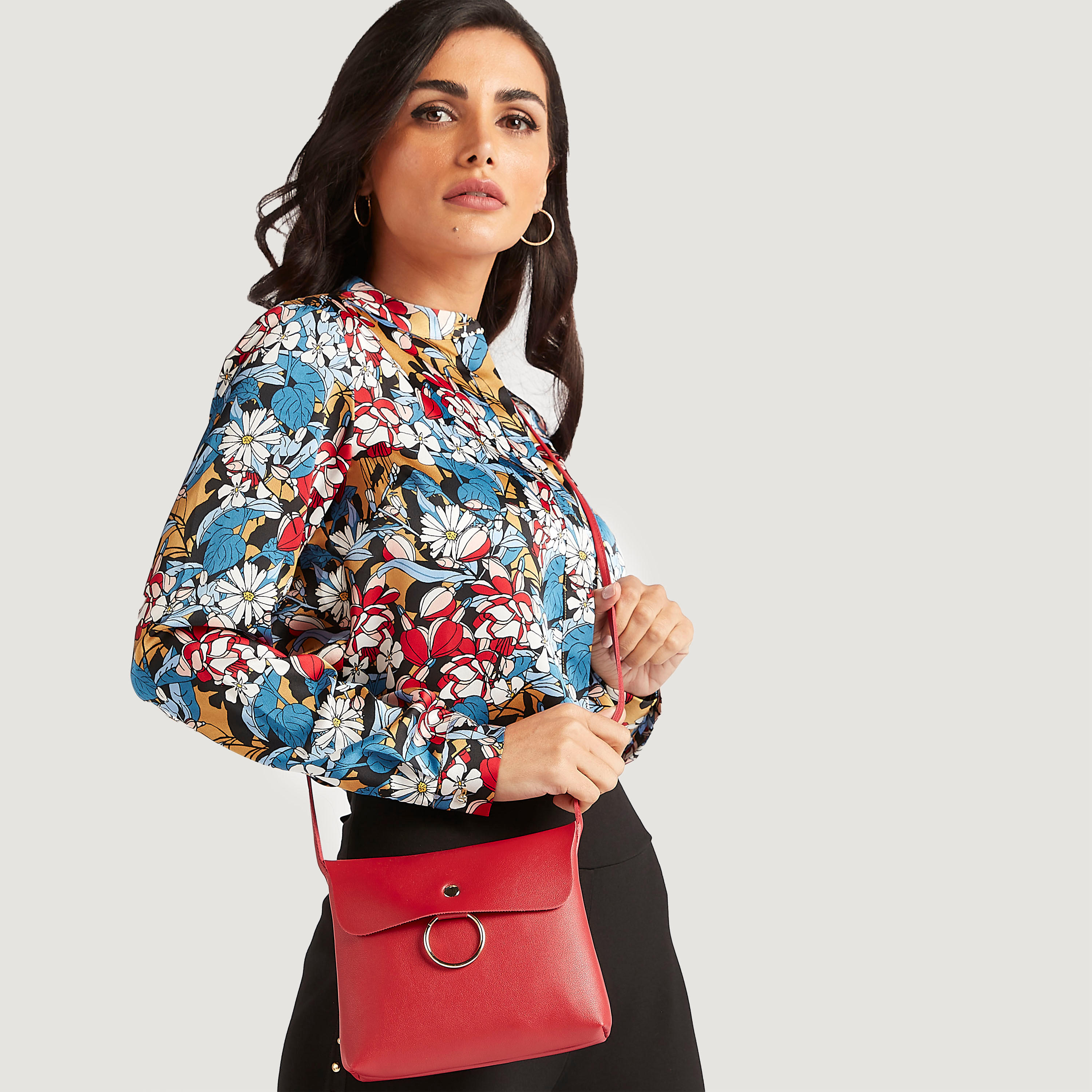 شنطة كروس بودي سادة بزر إغلاق مغناطيسي وحزام-women-bagsandwallets-handbags-image-2