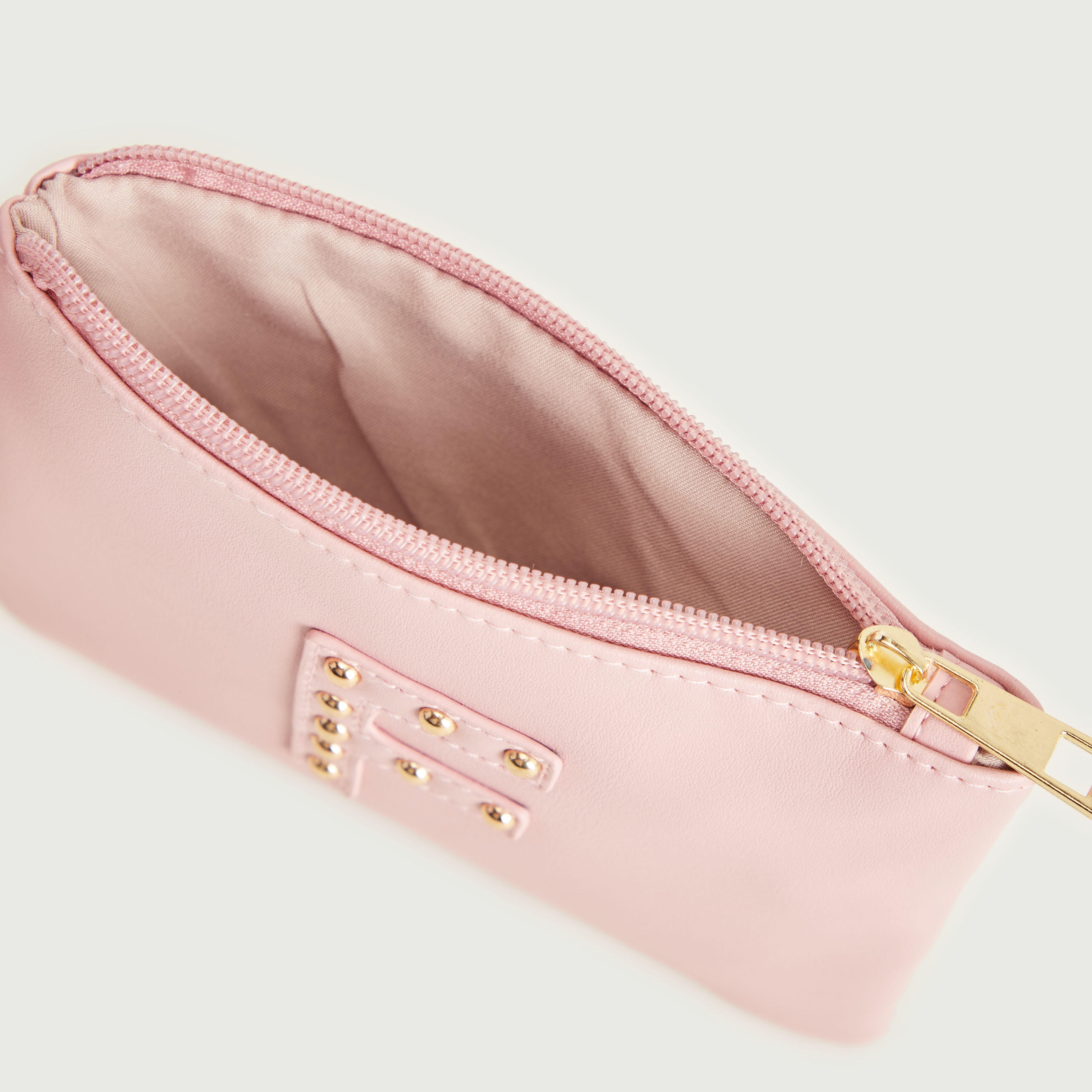شنطة صغيرة بتصيميم حرف أف مرصّع مع سوار وسحّاب إغلاق من جلو-women-bagsandwallets-wallets-image-4
