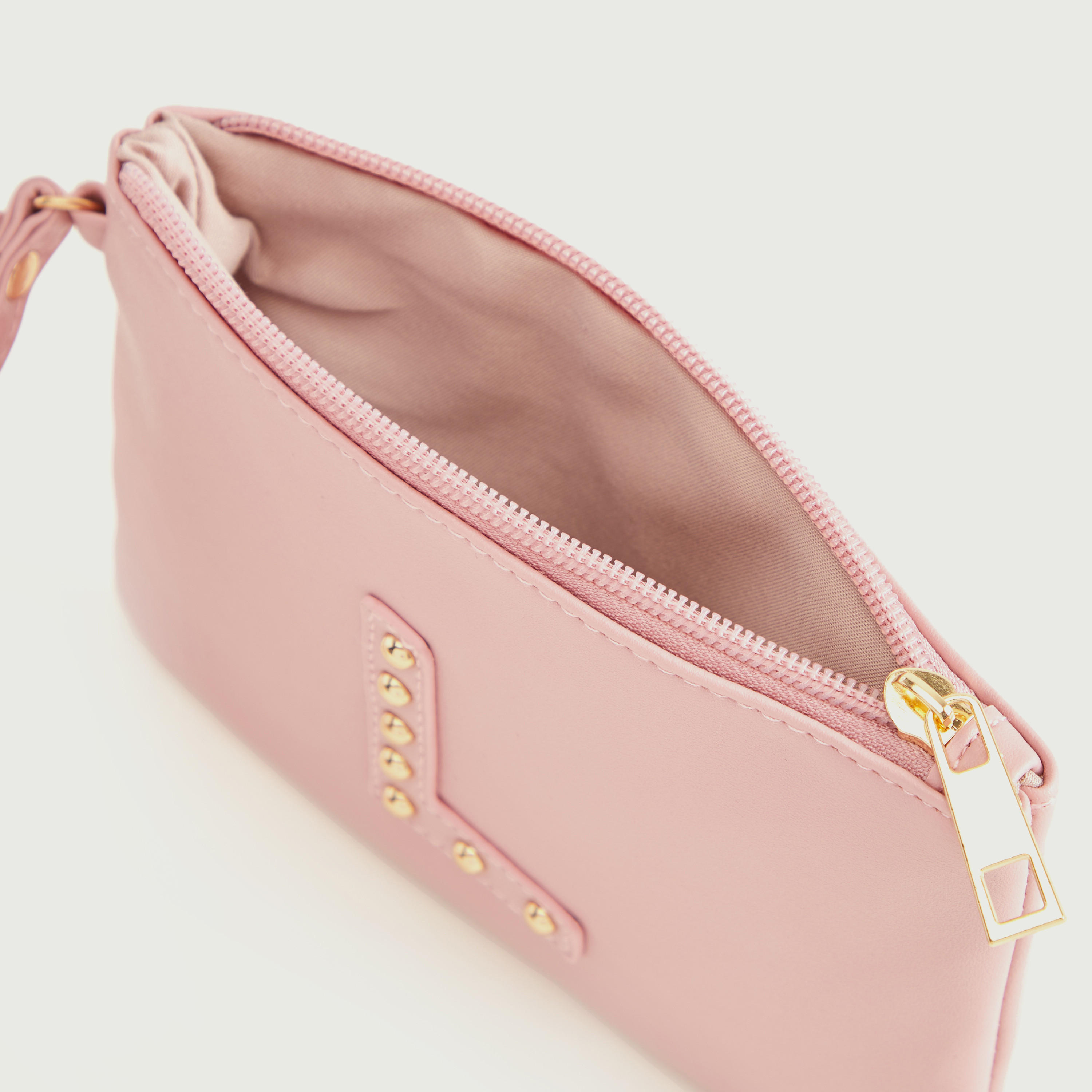 شنطة صغيرة بتصيميم حرف أل مرصّع مع سوار وسحّاب إغلاق من جلو-women-bagsandwallets-wallets-image-1
