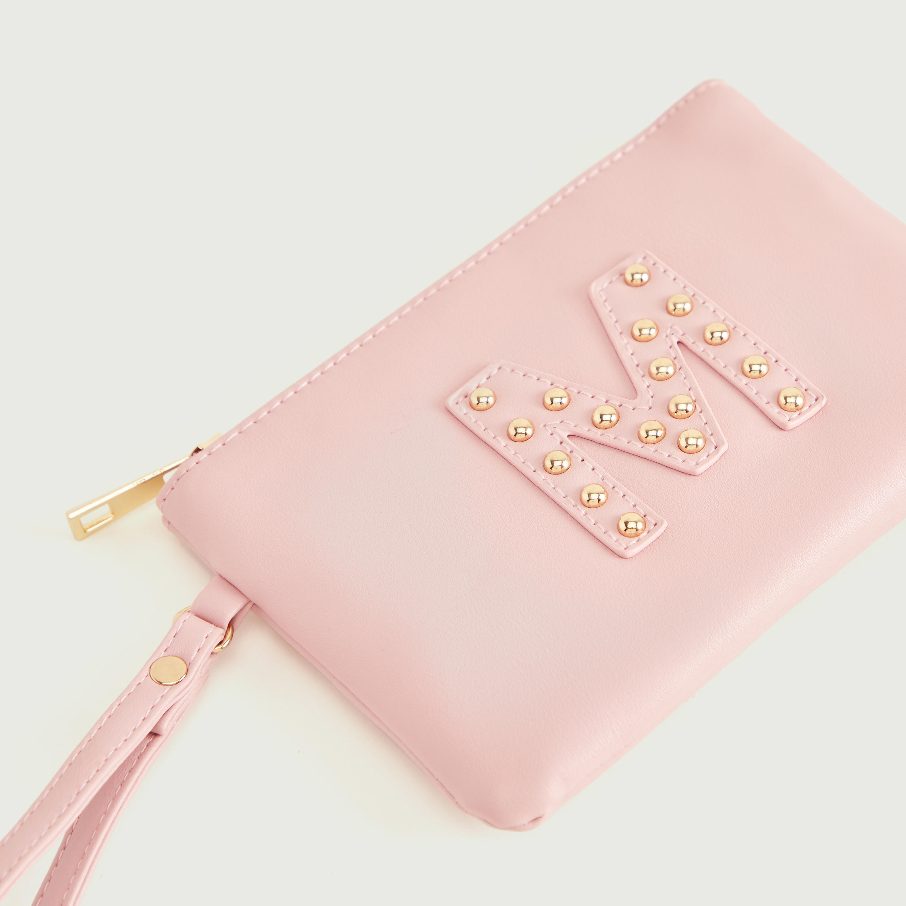 شنطة صغيرة بتصيميم حرف ام مرصّع مع سوار وسحّاب إغلاق من جلو-women-bagsandwallets-wallets-image-2