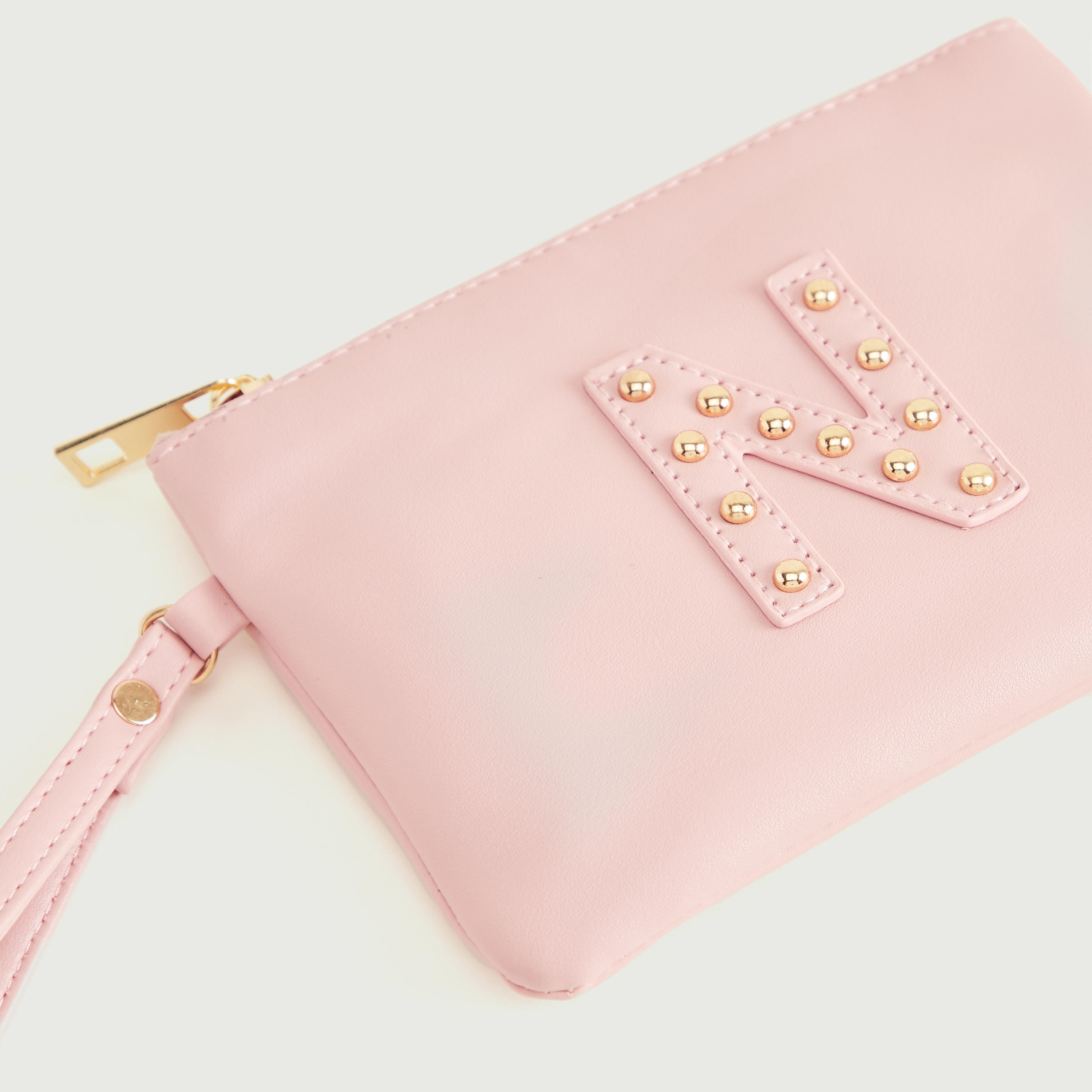 شنطة صغيرة بتصيميم حرف ان مرصّع مع سوار وسحّاب إغلاق من جلو-women-bagsandwallets-wallets-image-2