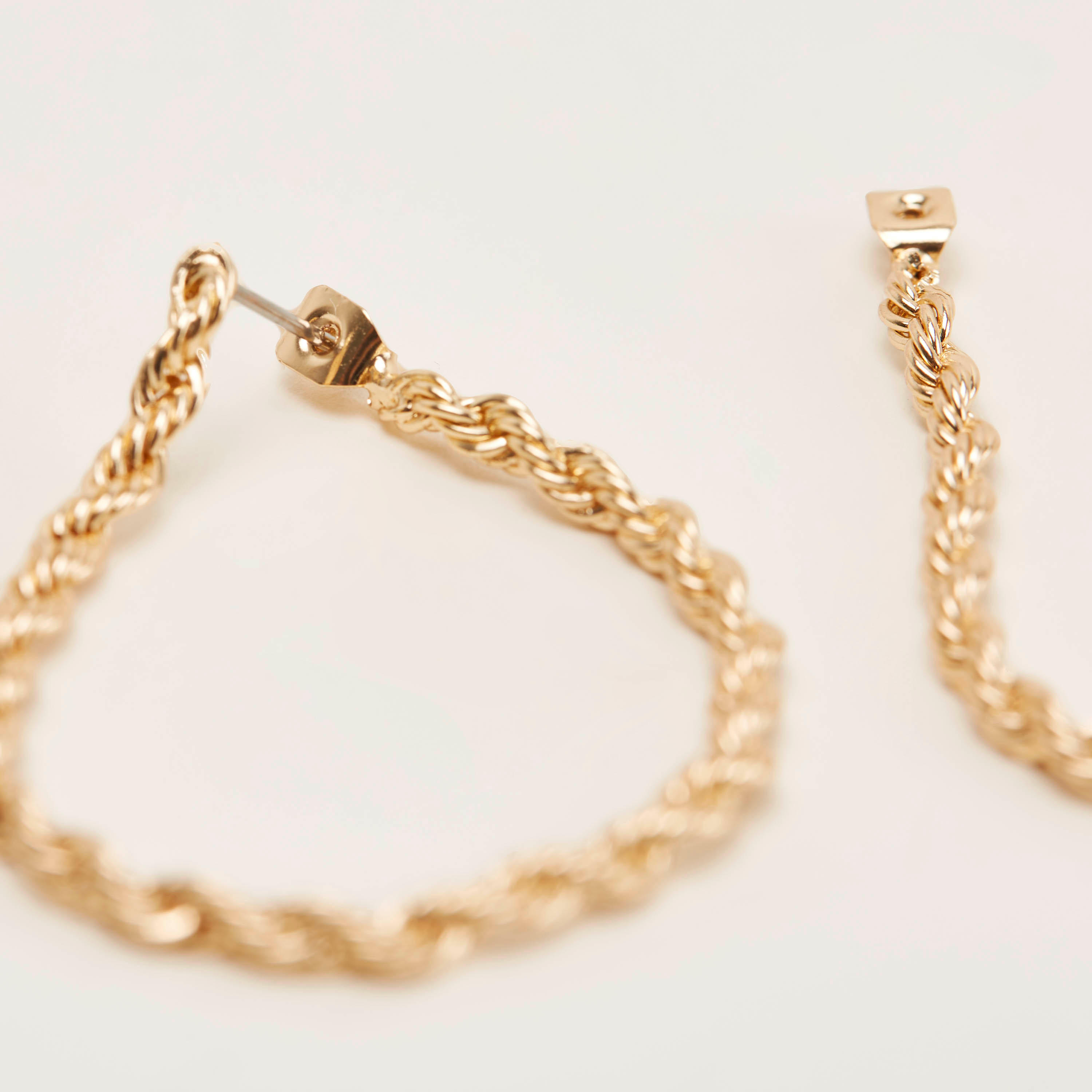 Metallic Teardrop Dangling Earrings-women-watchesandjewellery-jewellery-earrings-image-5