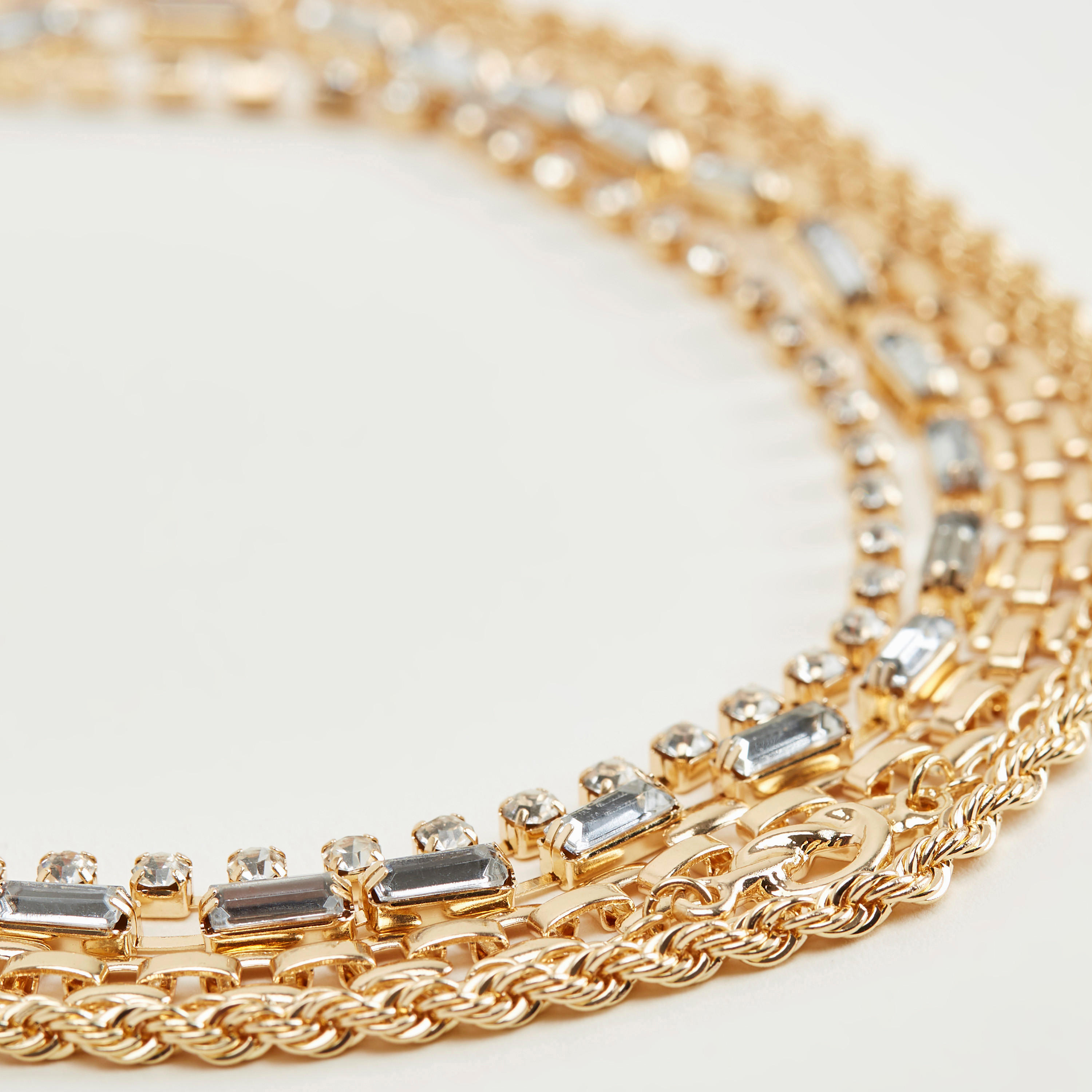 قلادات ألوان متنوعة بمشبك إغلاق - طقم 5 قطع-women-watchesandjewellery-jewellery-necklacesandpendants-image-1