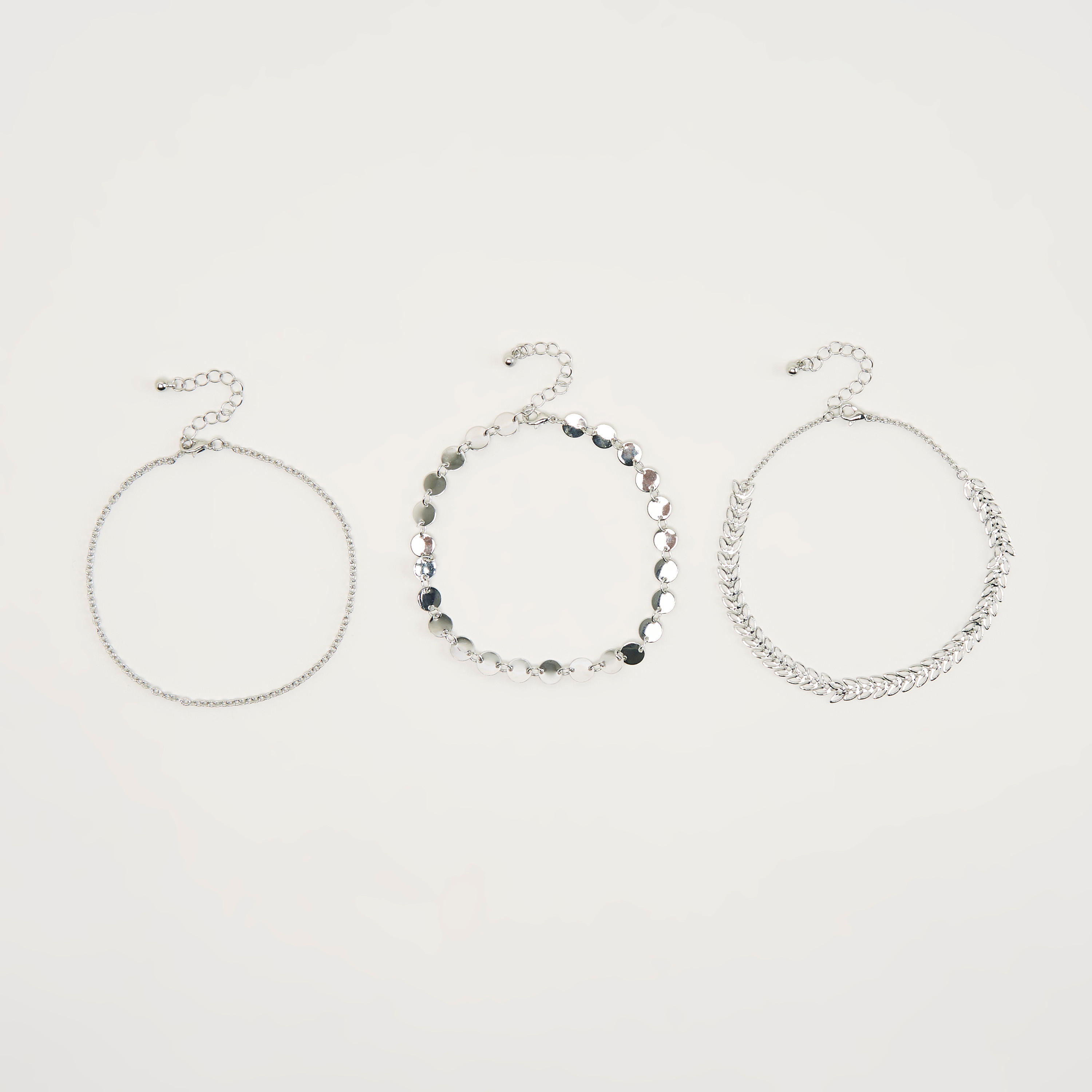خلخال ميتاليك مزيّن بمشبك إغلاق - طقم من 3-women-watchesandjewellery-jewellery-anklets-image-4