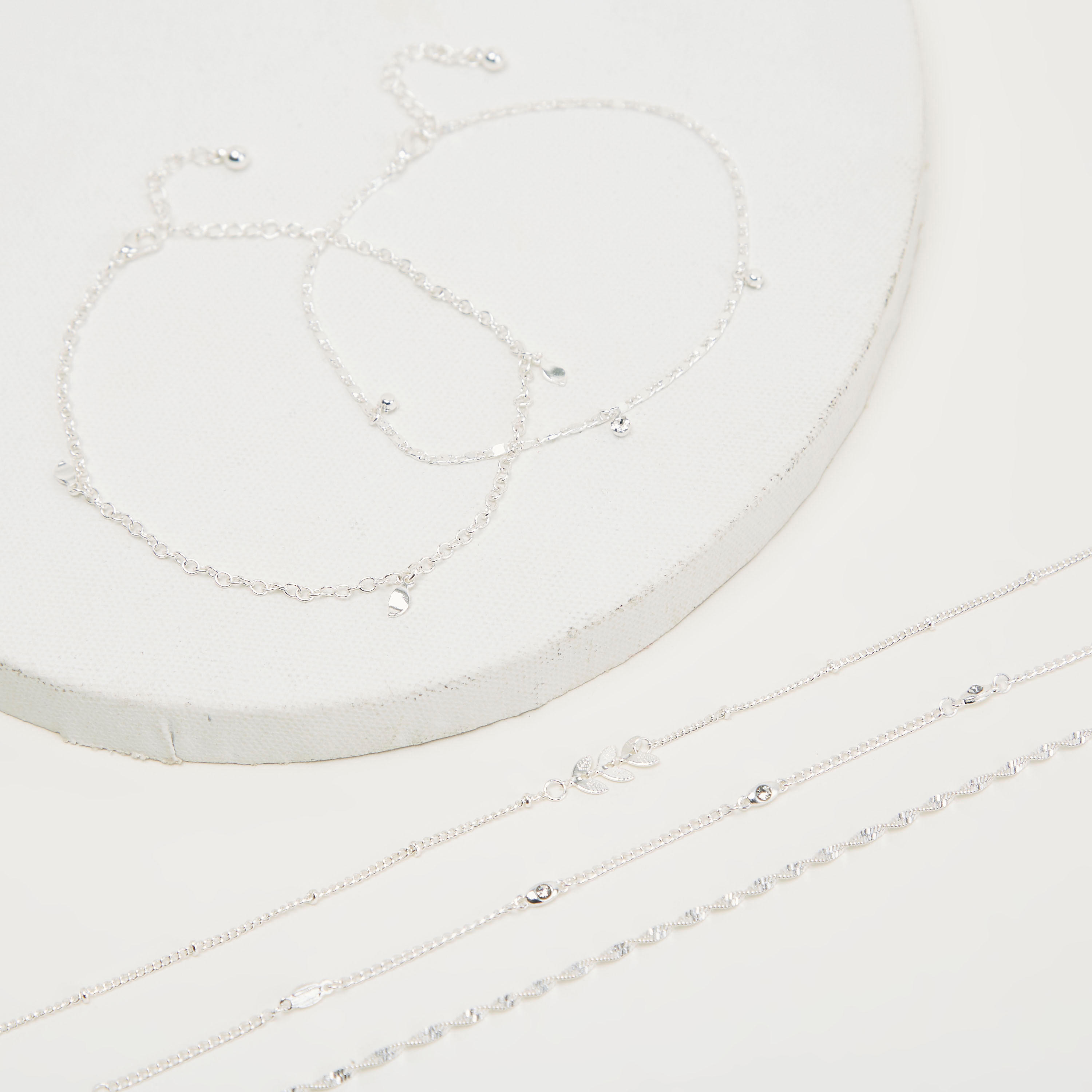 خلخال ميتاليك مزيّن بمشبك إغلاق - طقم من 5-women-watchesandjewellery-jewellery-anklets-image-5