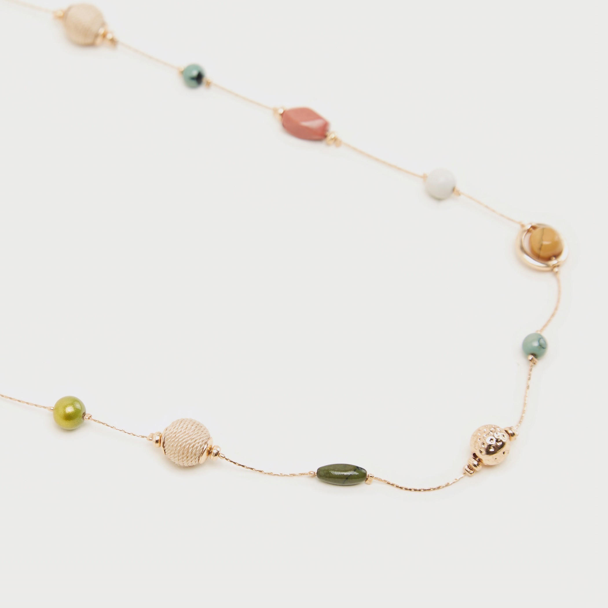 عقد مزين بالخرز-women-watchesandjewellery-jewellery-necklacesandpendants-image-1