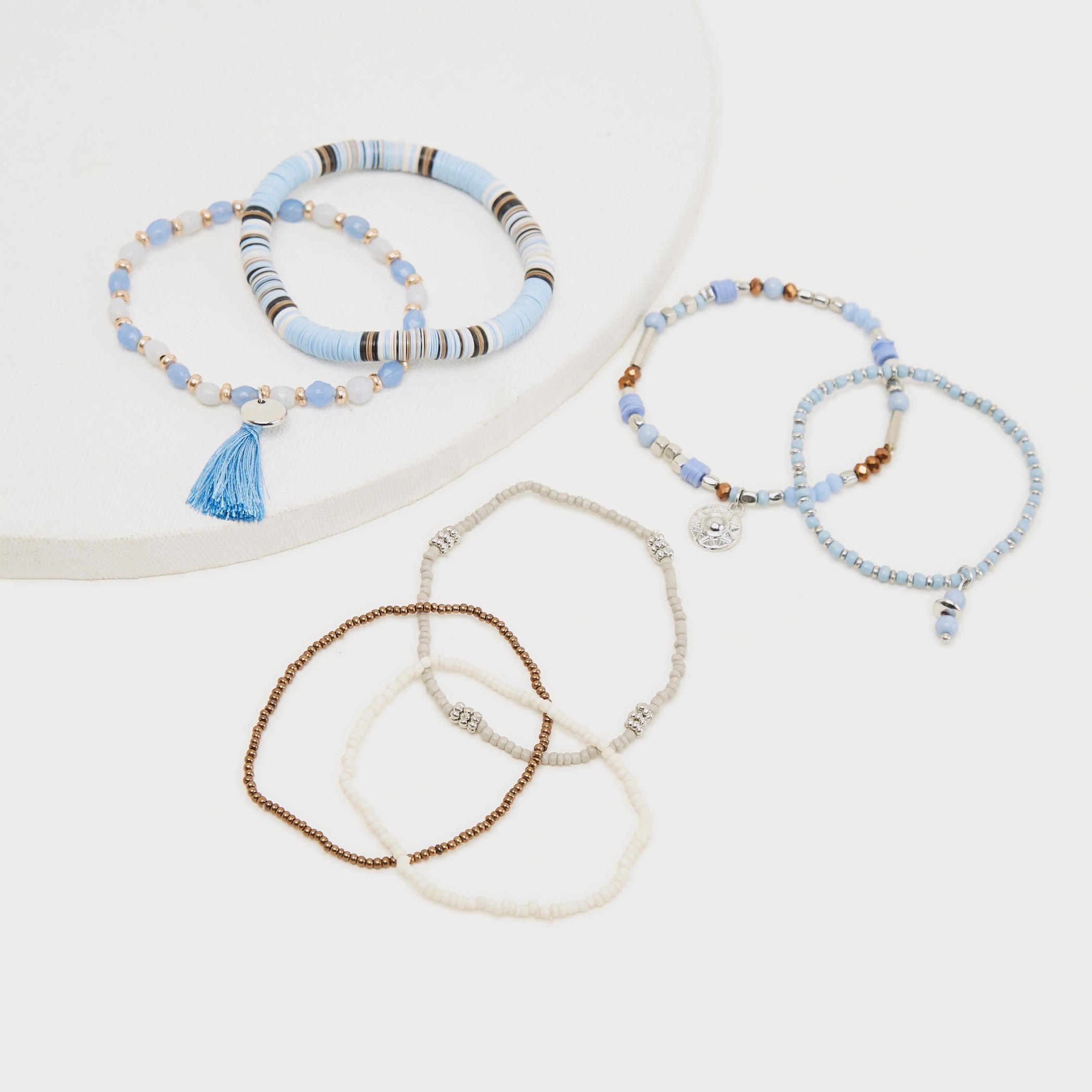أساور مزيّنة - طقم من 7-women-watchesandjewellery-jewellery-banglesandbracelets-image-5