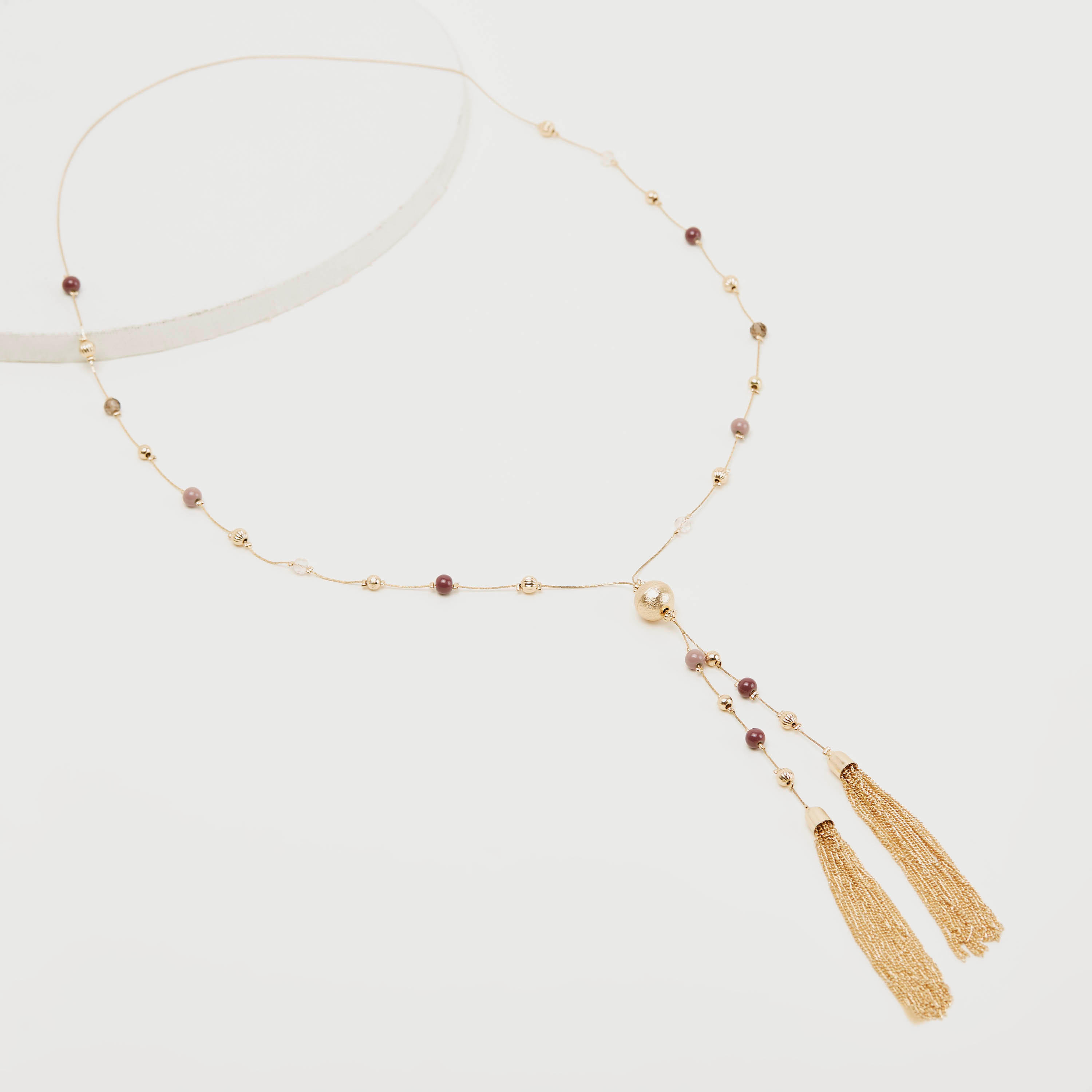 قلادة مزيّنة بشرّابات-women-watchesandjewellery-jewellery-necklacesandpendants-image-1