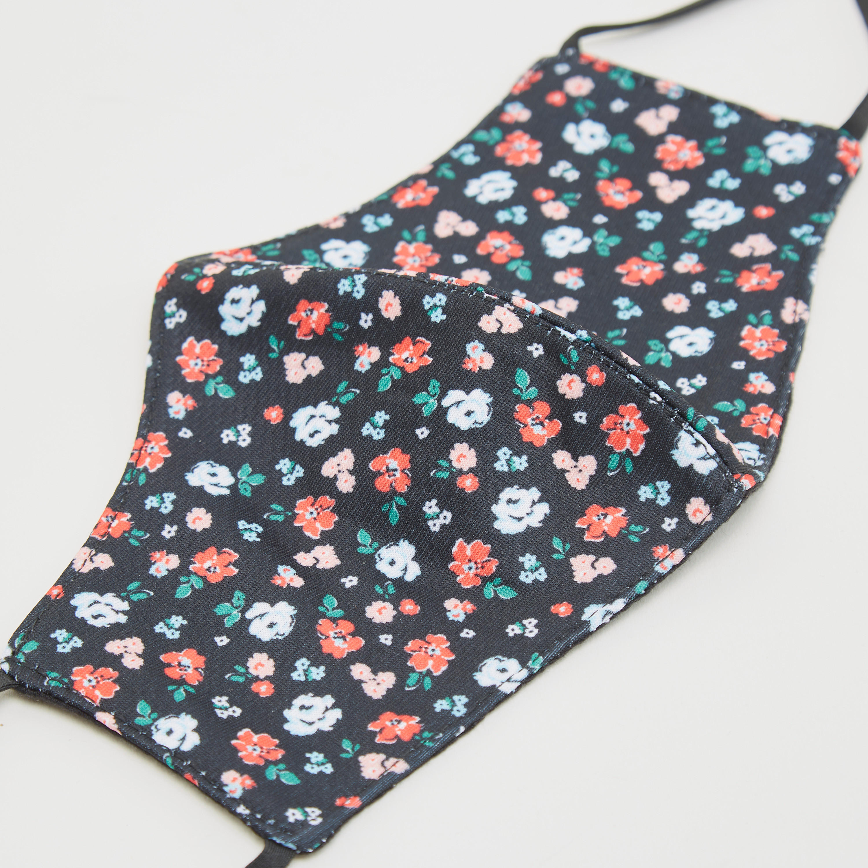 ماسك للوجه مضاد للغبار بحلقات أذن قابلة للتّعديل وطبعات زهرية-women-clothingaccessories-fashionmasks-image-3