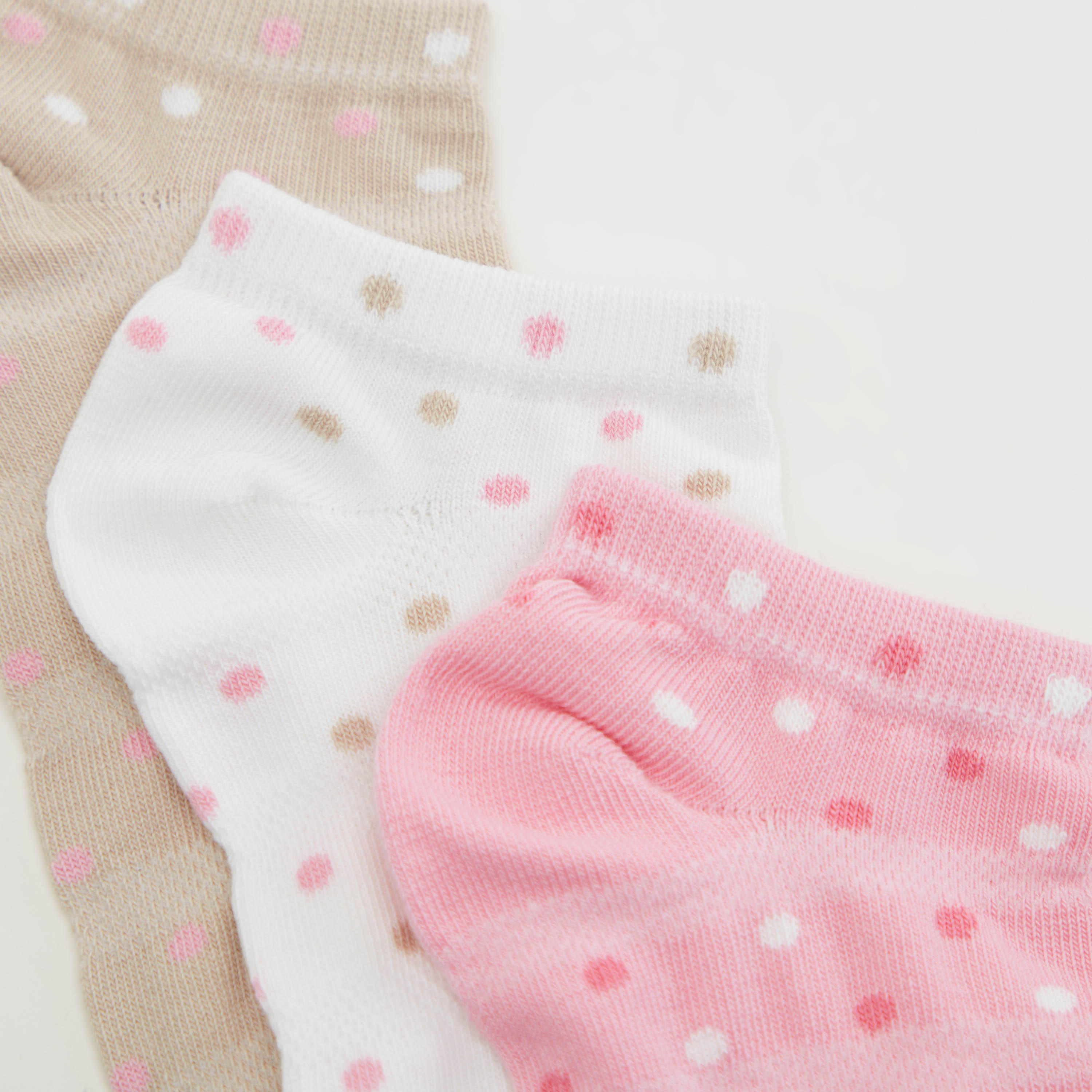 جوارب منقّطة متنوّعة بطول الكاحل - طقم من 3-women-socksandstockings-image-3