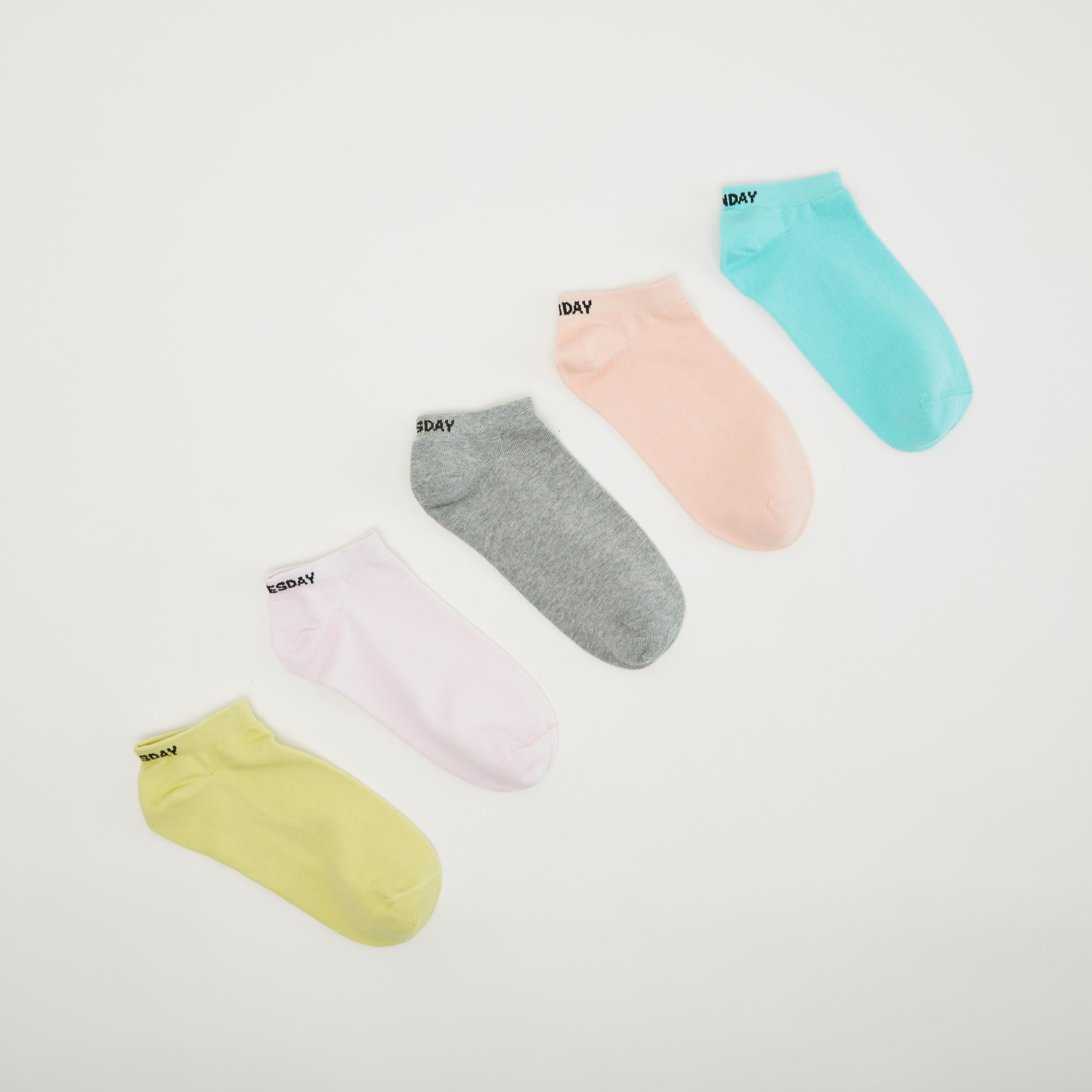 جوارب بطول الكاحل بطبعات - طقم من 5-women-socksandstockings-image-4